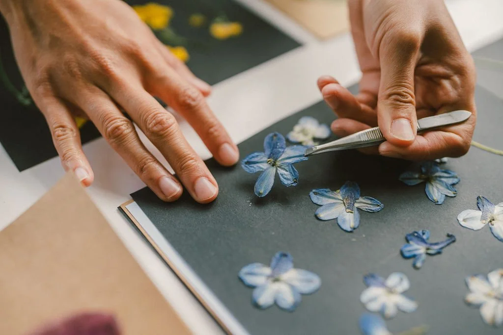 Pressed Botanicals Workshop_05.jpg