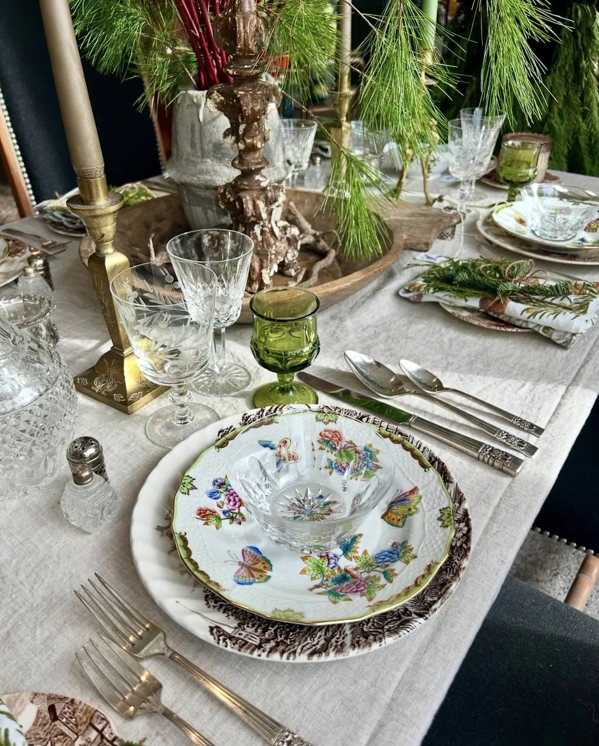 Corbeau Table 1.JPG
