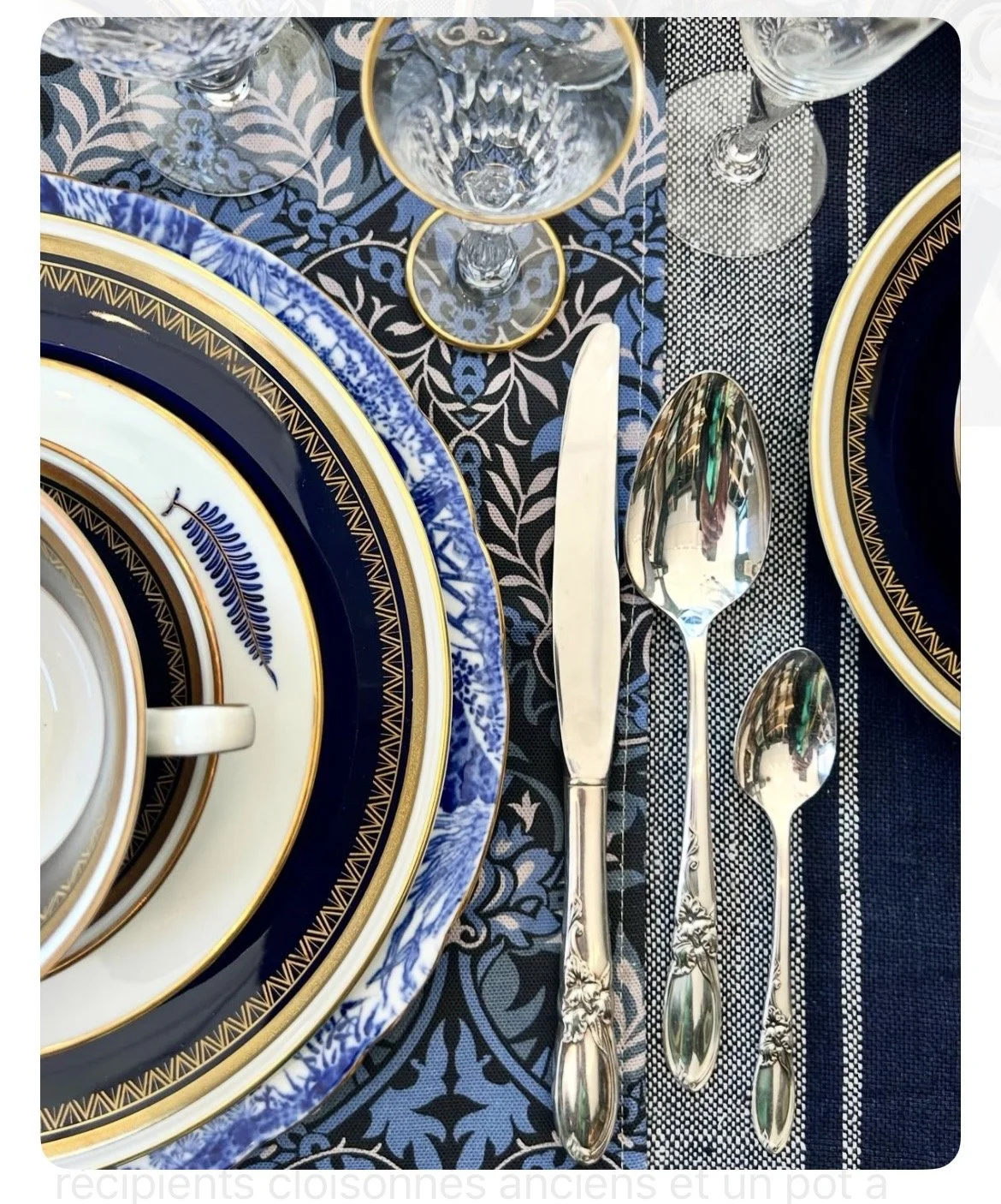 Corbeau Table 2.JPG