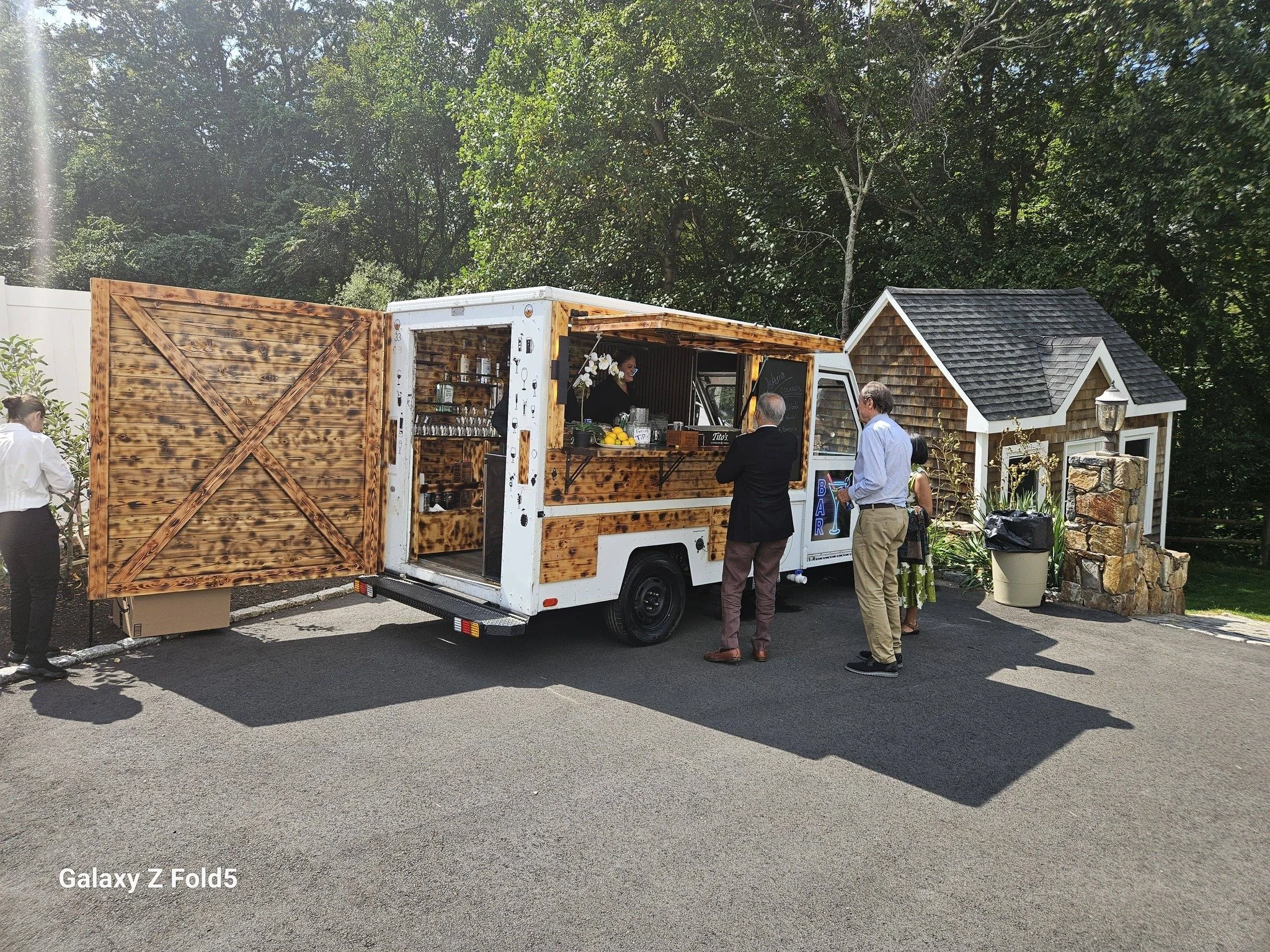 Catering and mobile bar 
Book your next event ✨️ 
 ☎️ 4752239307