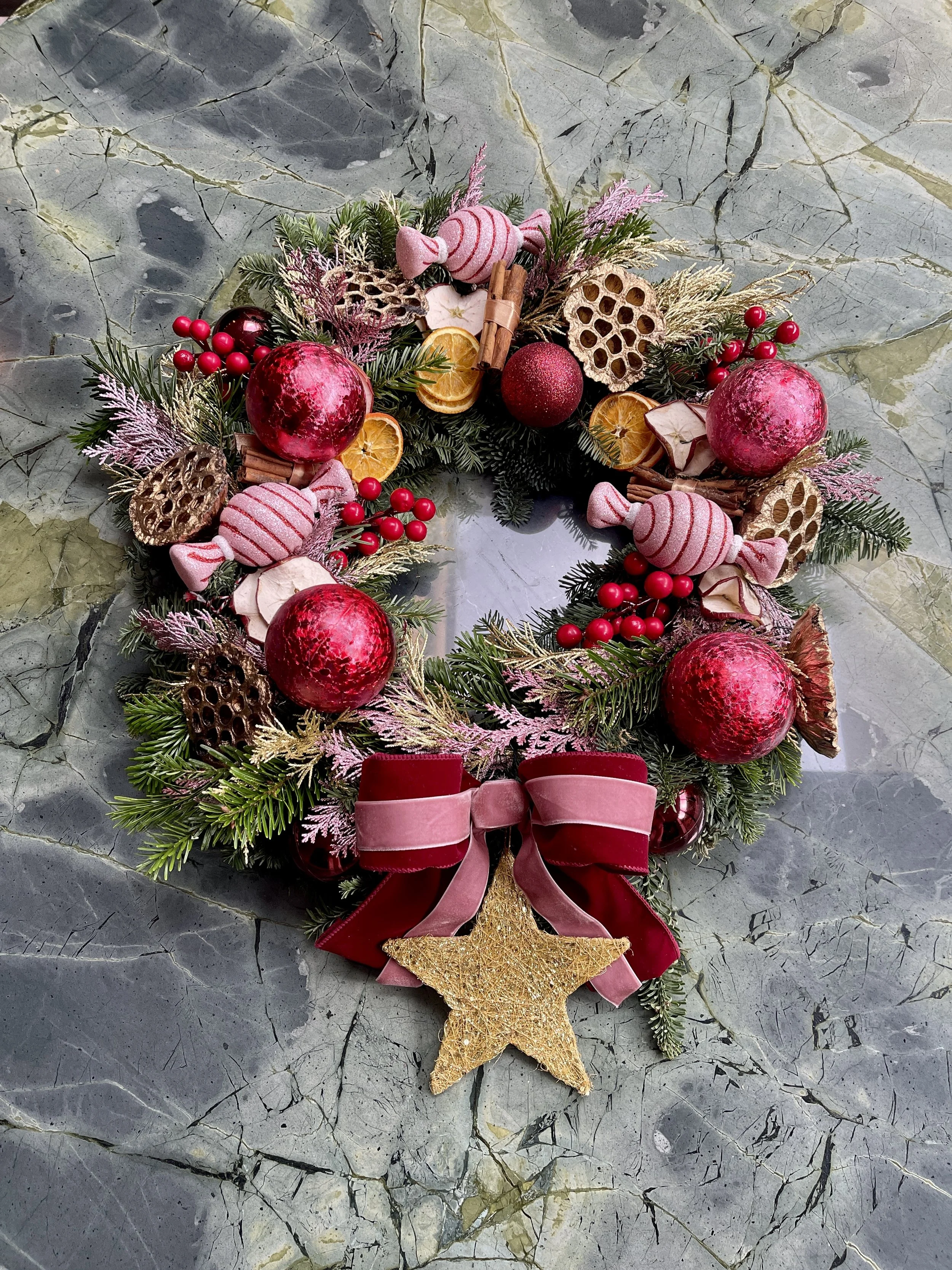 StROSE wreath 3.JPG