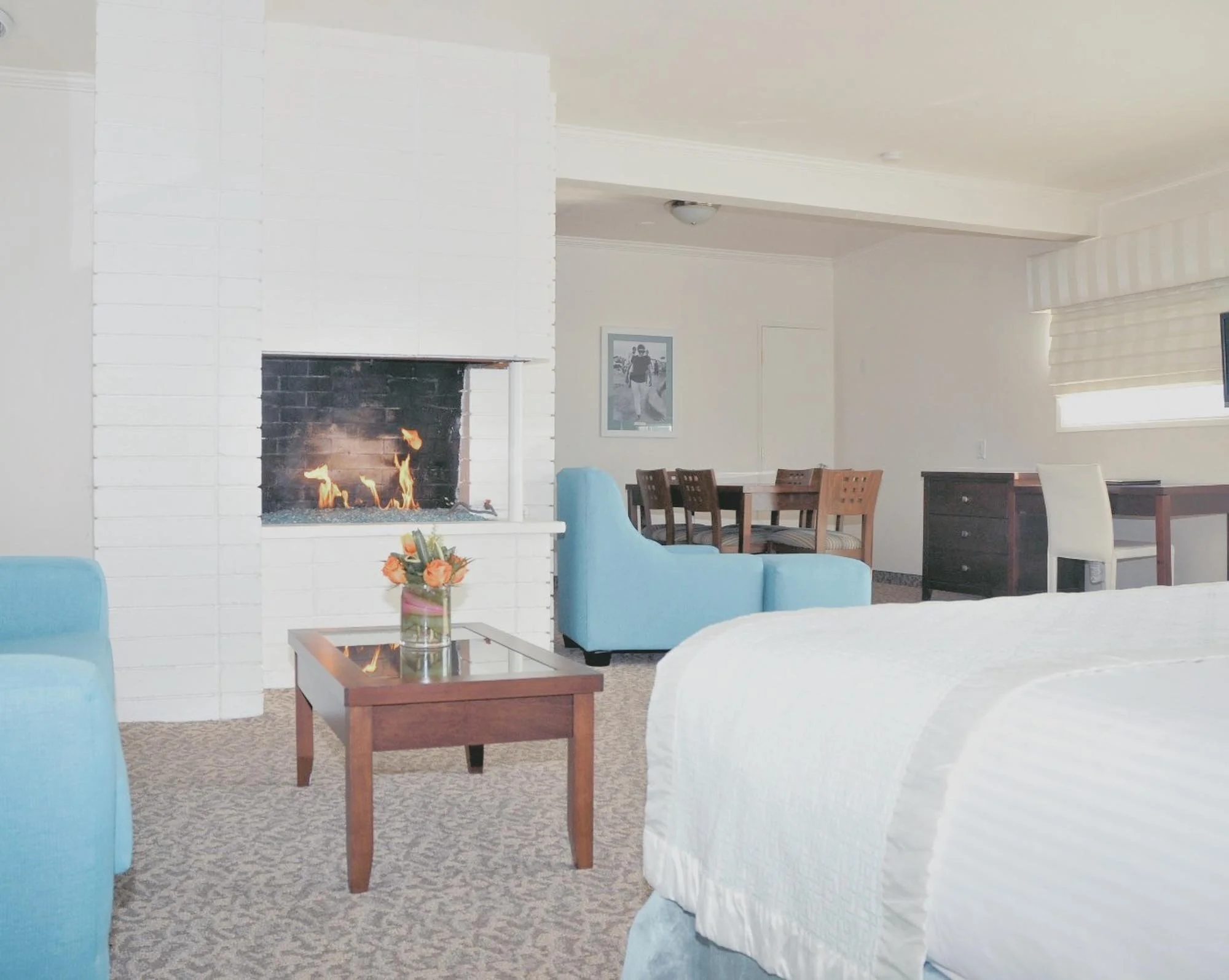 oceanview-fireplace3.jpg
