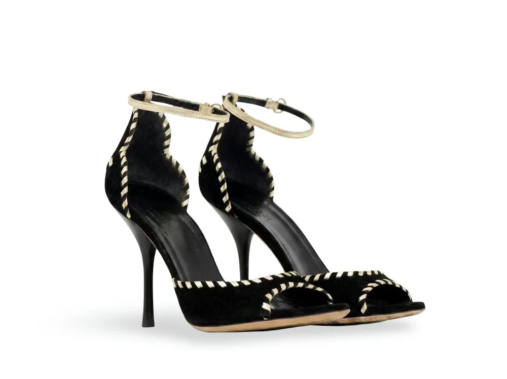 Gucci Suede Whipstitch Peep Toe Heels 2005 US 9