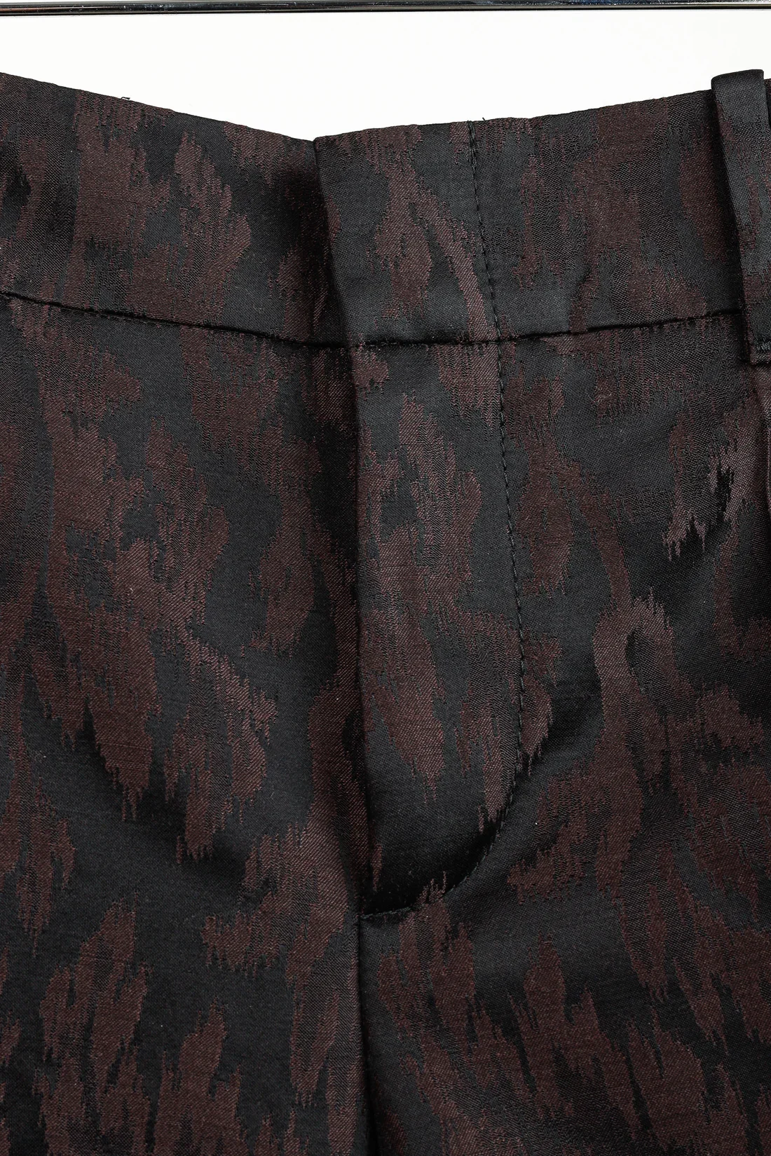 Gucci-BlackandBurgundyWoolTrousers_7of13.webp