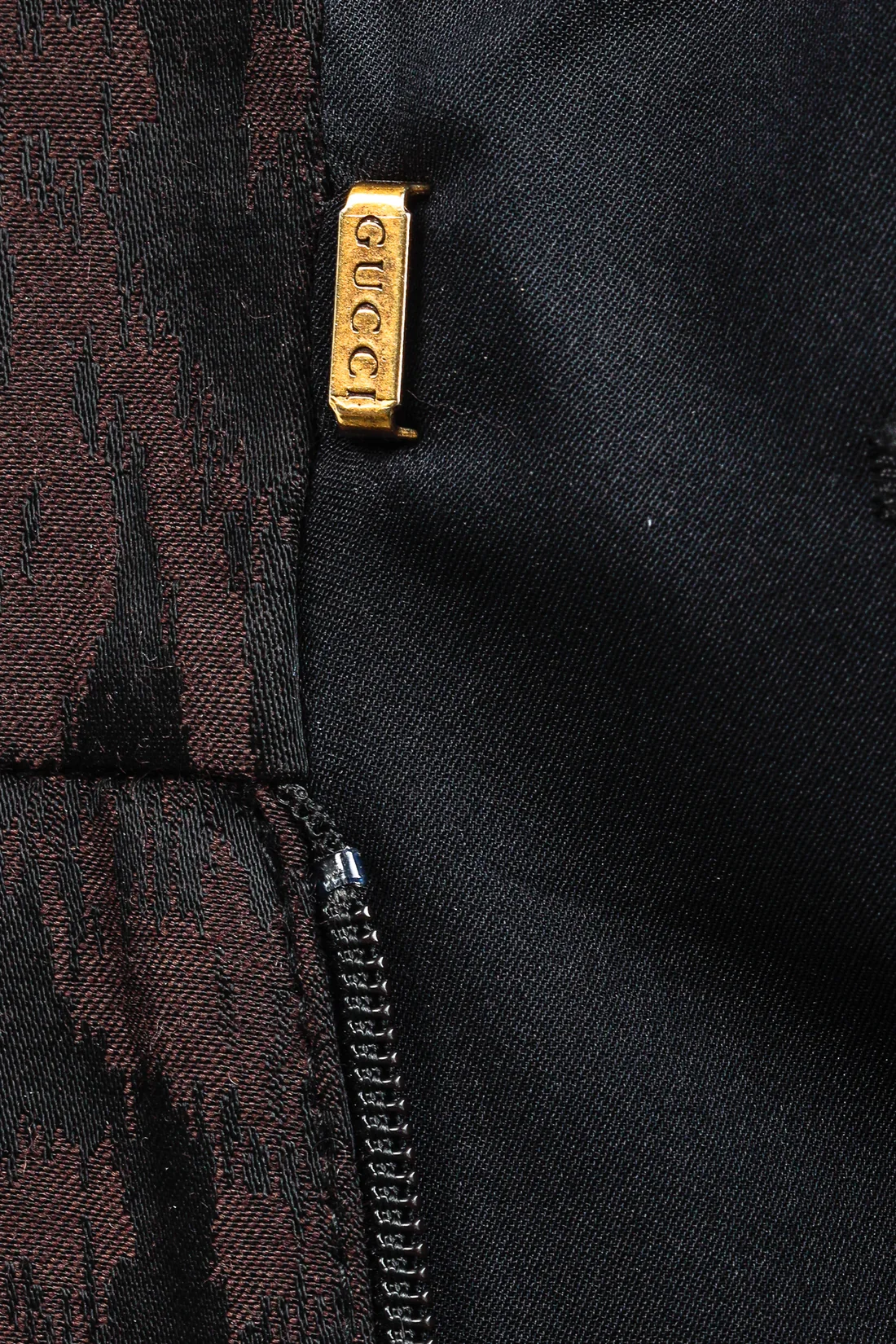 Gucci-BlackandBurgundyWoolTrousers_9of13.webp