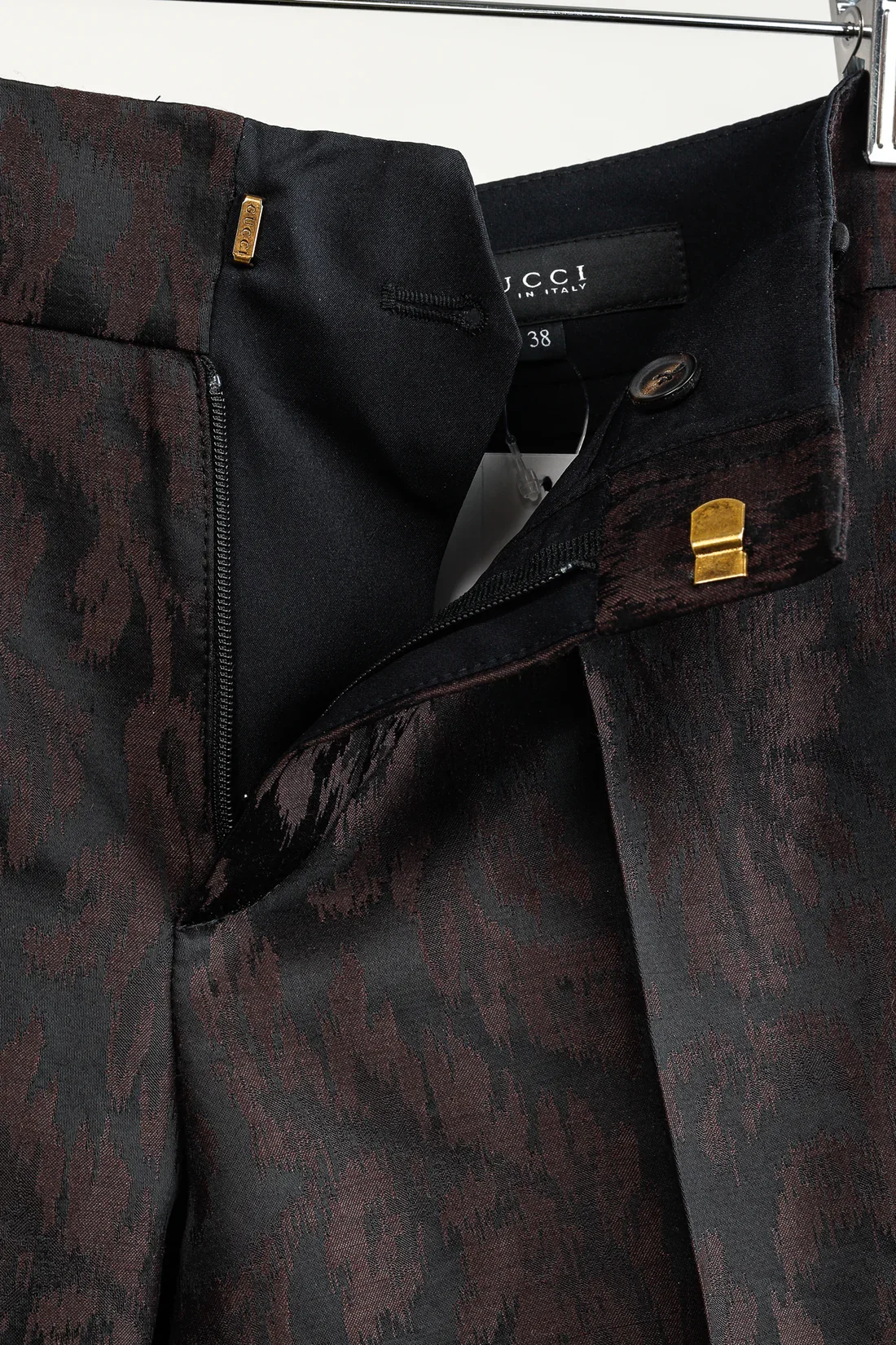 Gucci jacquard trousers covered hook zip fly belt loops waistband detail AW12