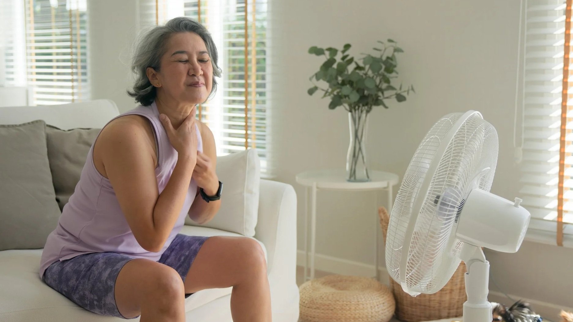 How to Naturally Manage Hot Flashes and Night Sweats in Perimenopause