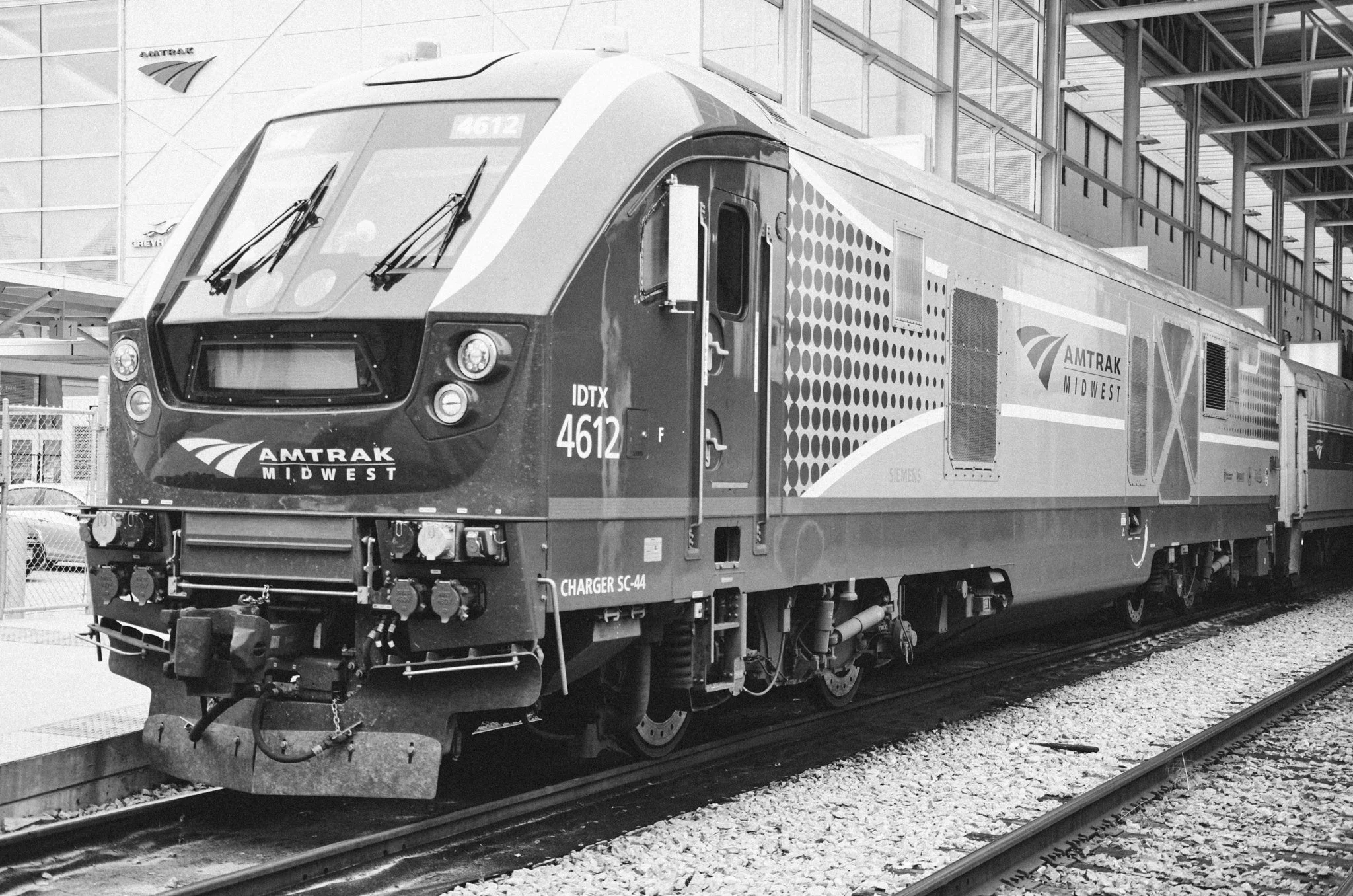 Amtrak train to Chicago: Take the Amtrak Hiawatha Line to downtown Chicago. From world-class museums and iconic architecture to shopping and deep-dish pizza, it’s an easy day trip with big-city energy.