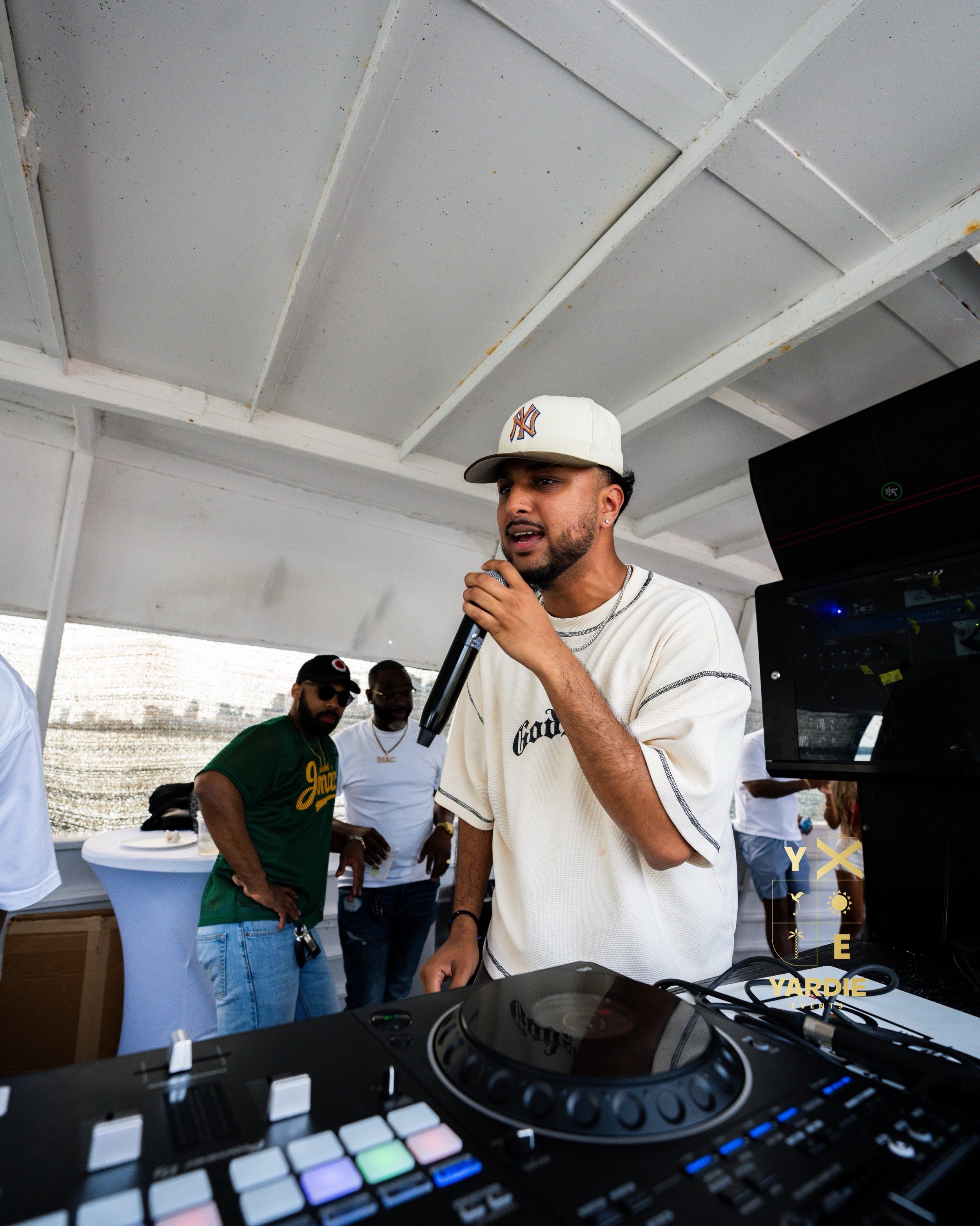20221227-DSC05029-watermarked.jpg