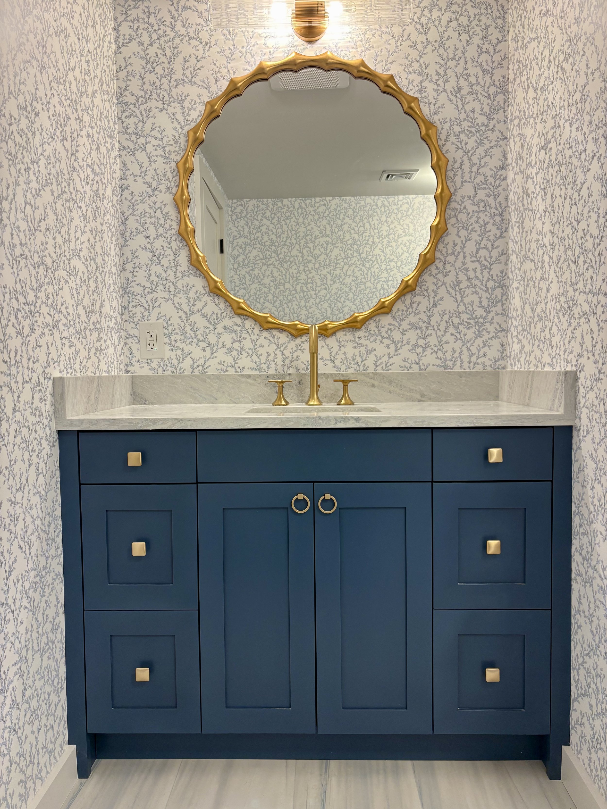 Bathroom vanity
