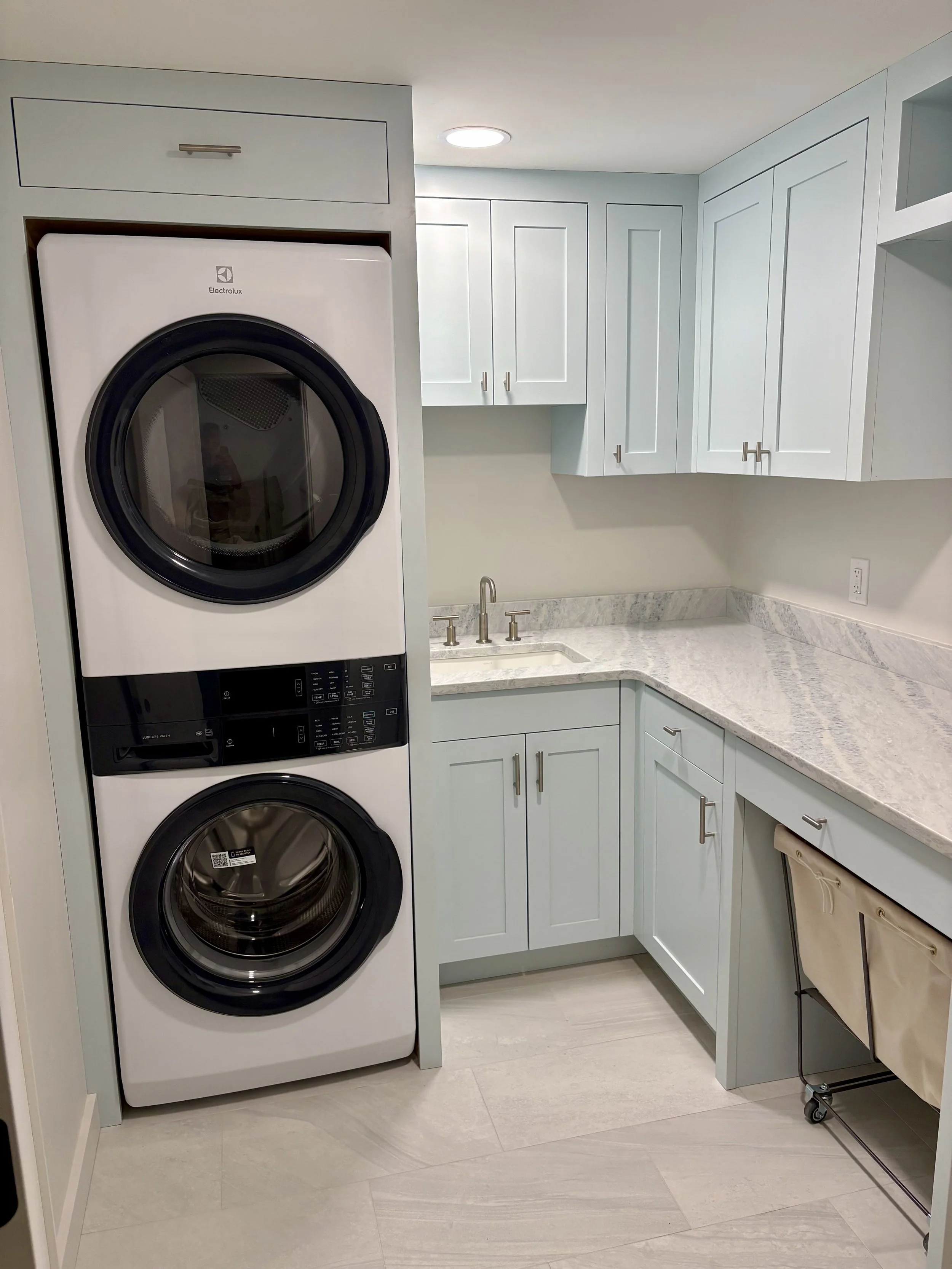 Custom laundry room