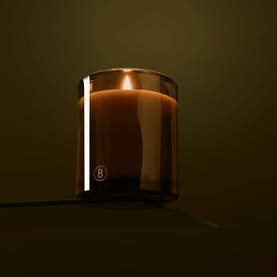 black-blaze-vetiver-fig-scented-candle-5694776.png