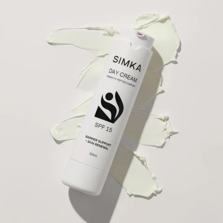 Day_Cream_SPF_15_swatch.webp