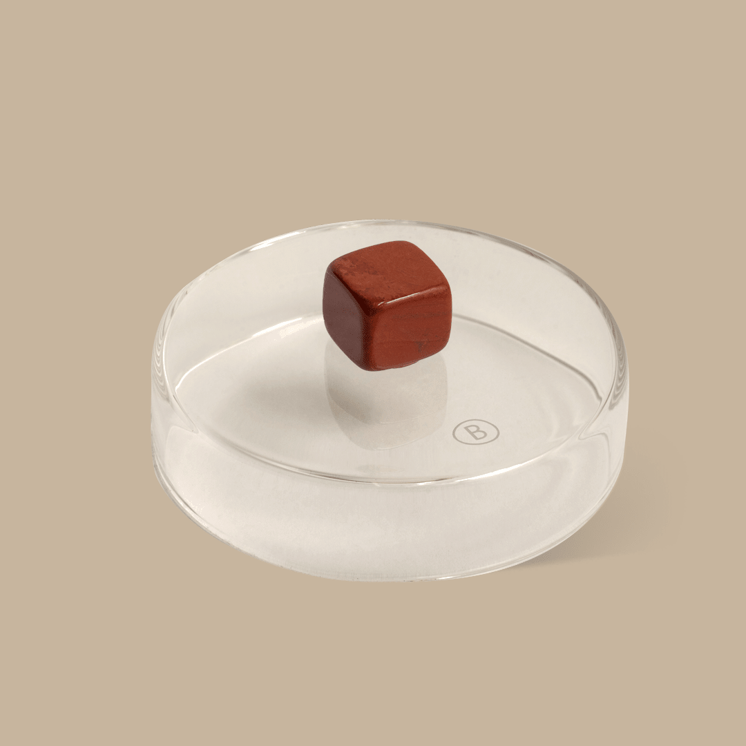 black-blaze-glass-candle-lid-red-jasper-2499573.png