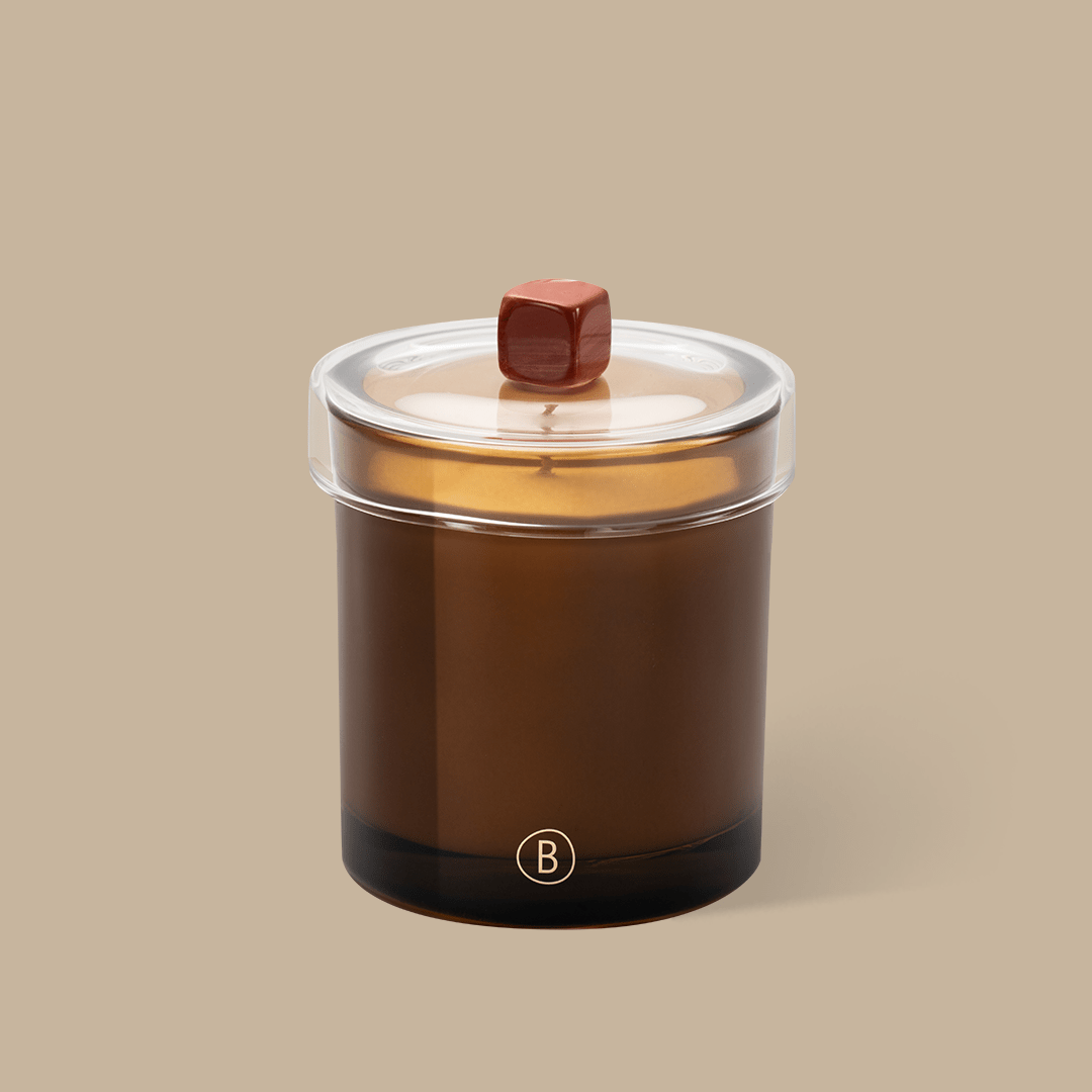 black-blaze-vetiver-fig-scented-candle-6183779.png