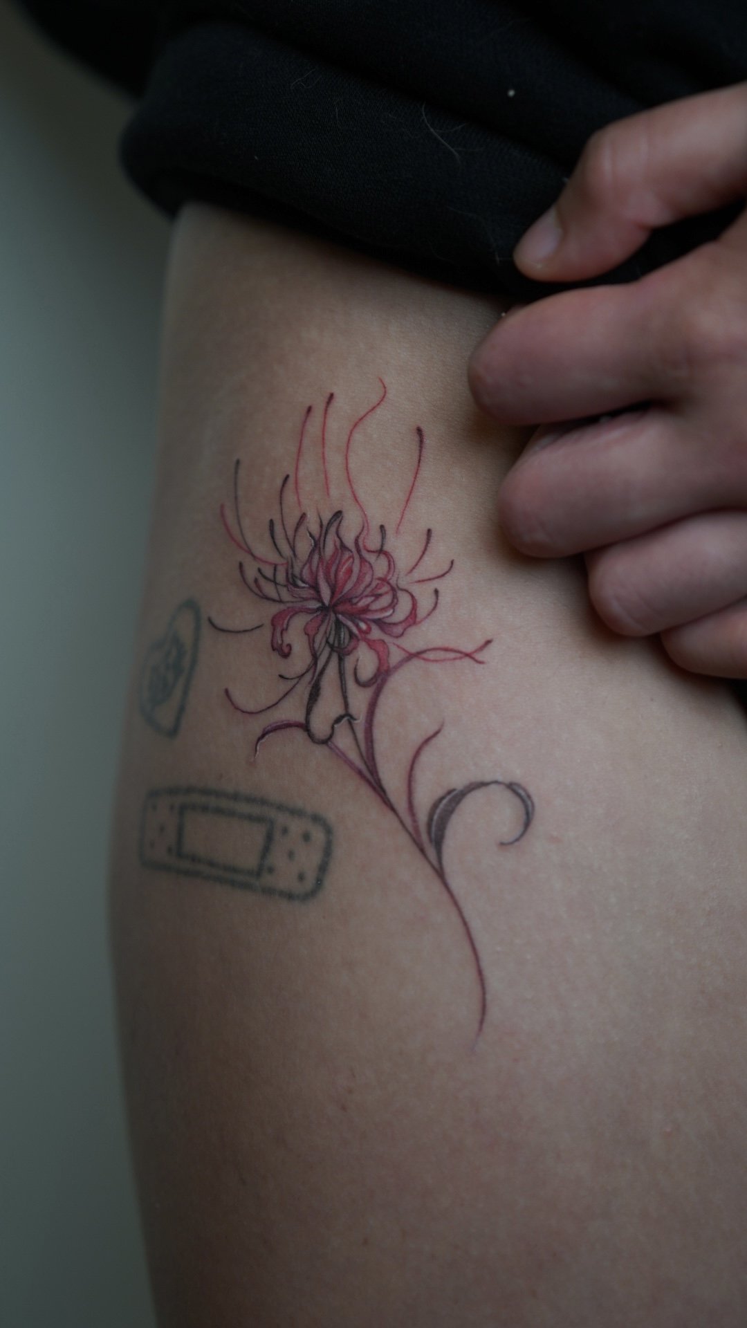 red spider lily tattoo.jpg