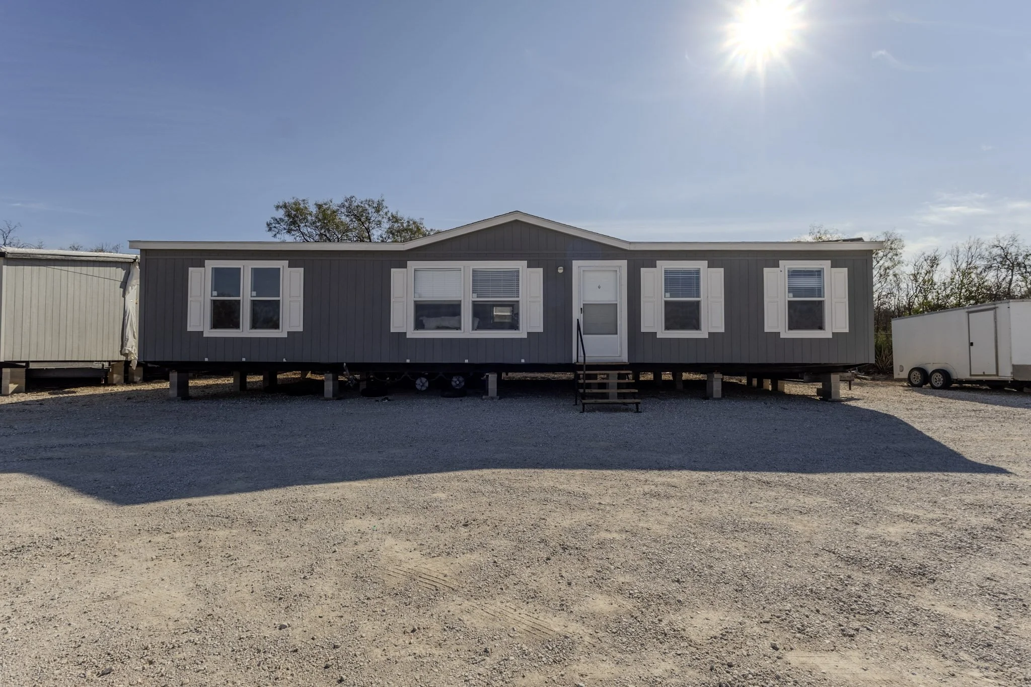 Valu Maxx 4 Bed 2 Bath