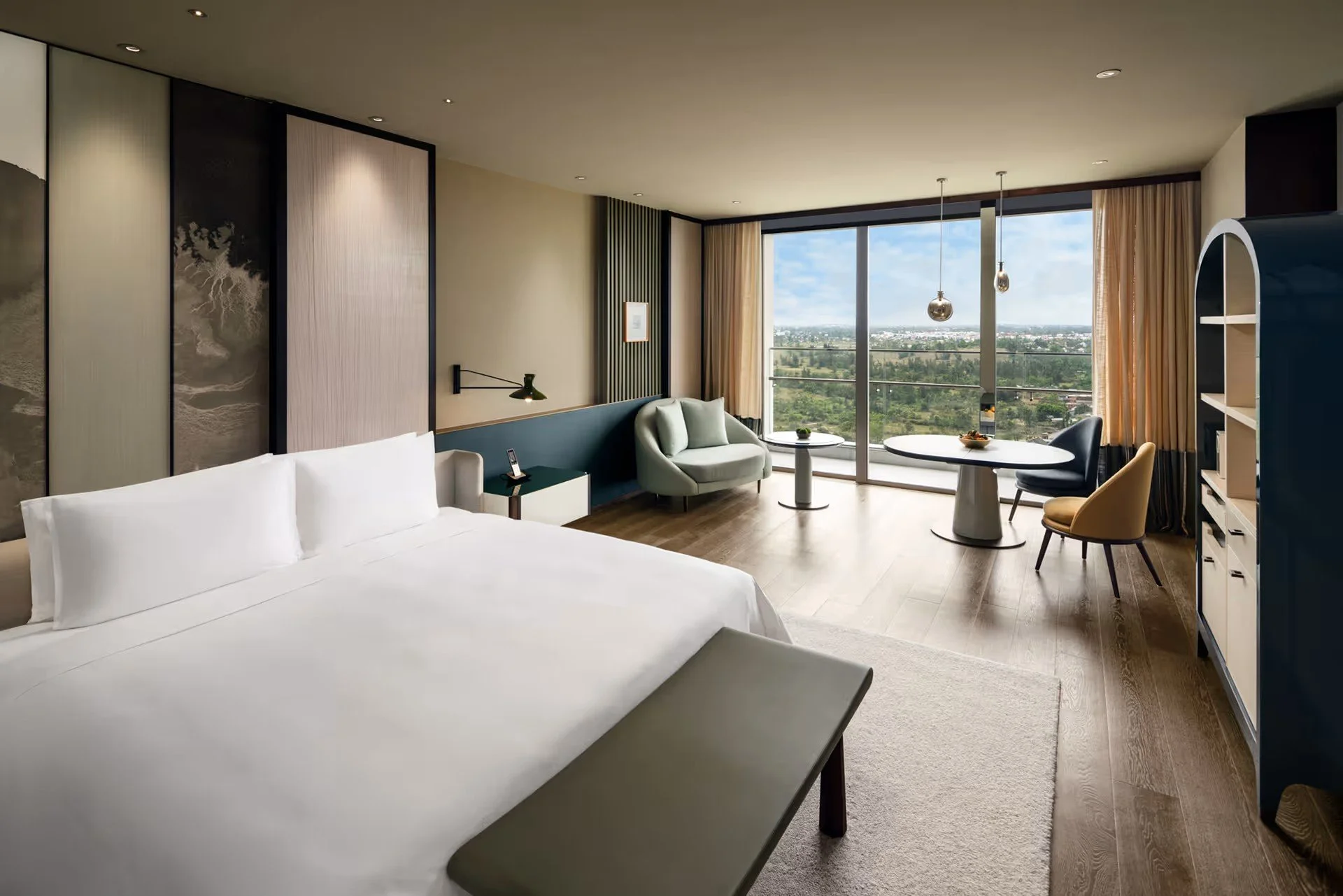 New World Beach Resort Superior/Deluxe Ocean King