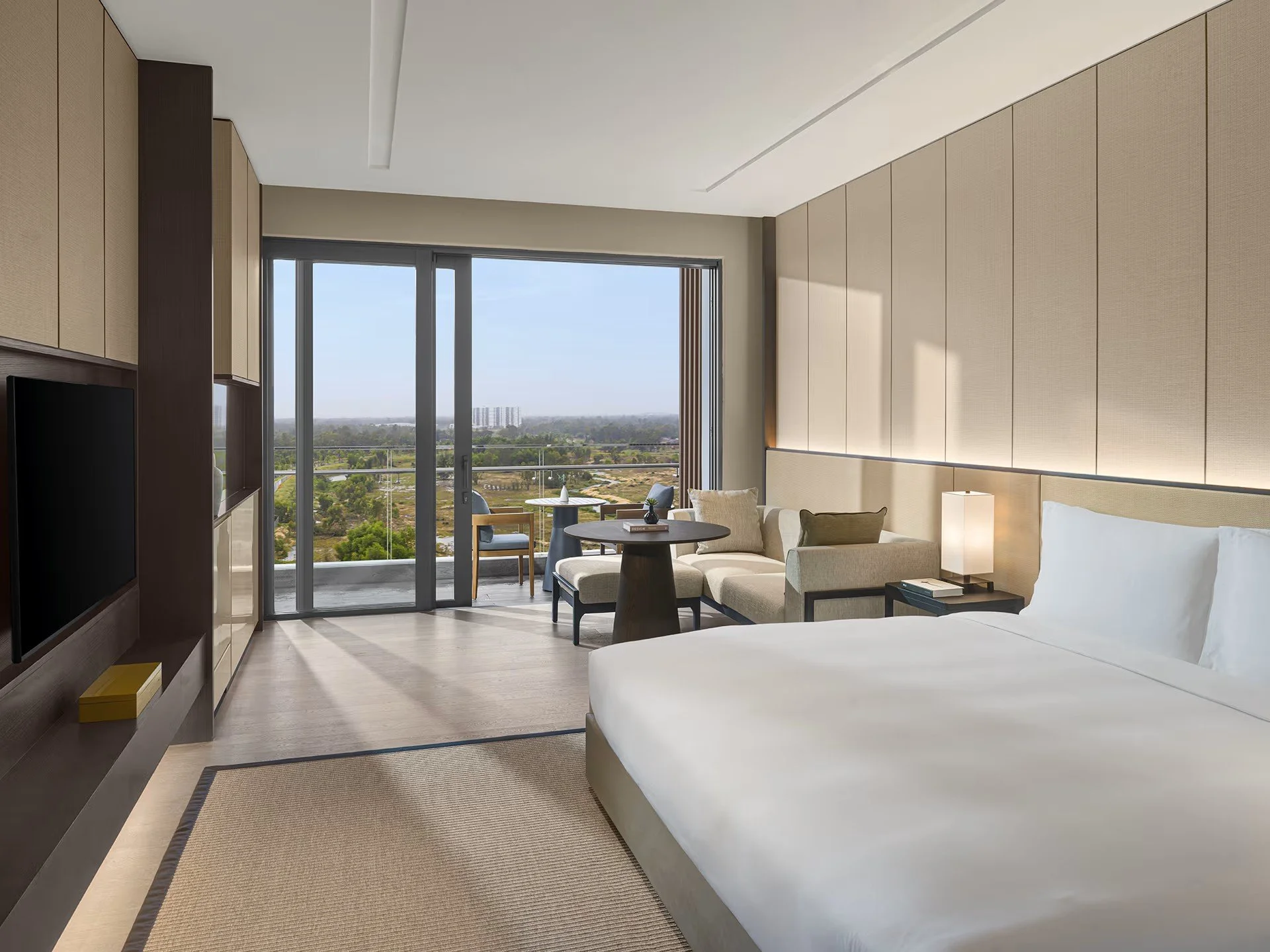 New World Hoiana Hotel Superior/Deluxe King