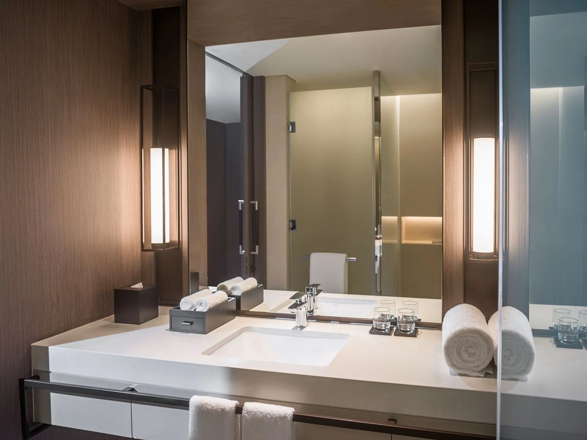 New World Hoiana Hotel Superior/Deluxe Bathroom