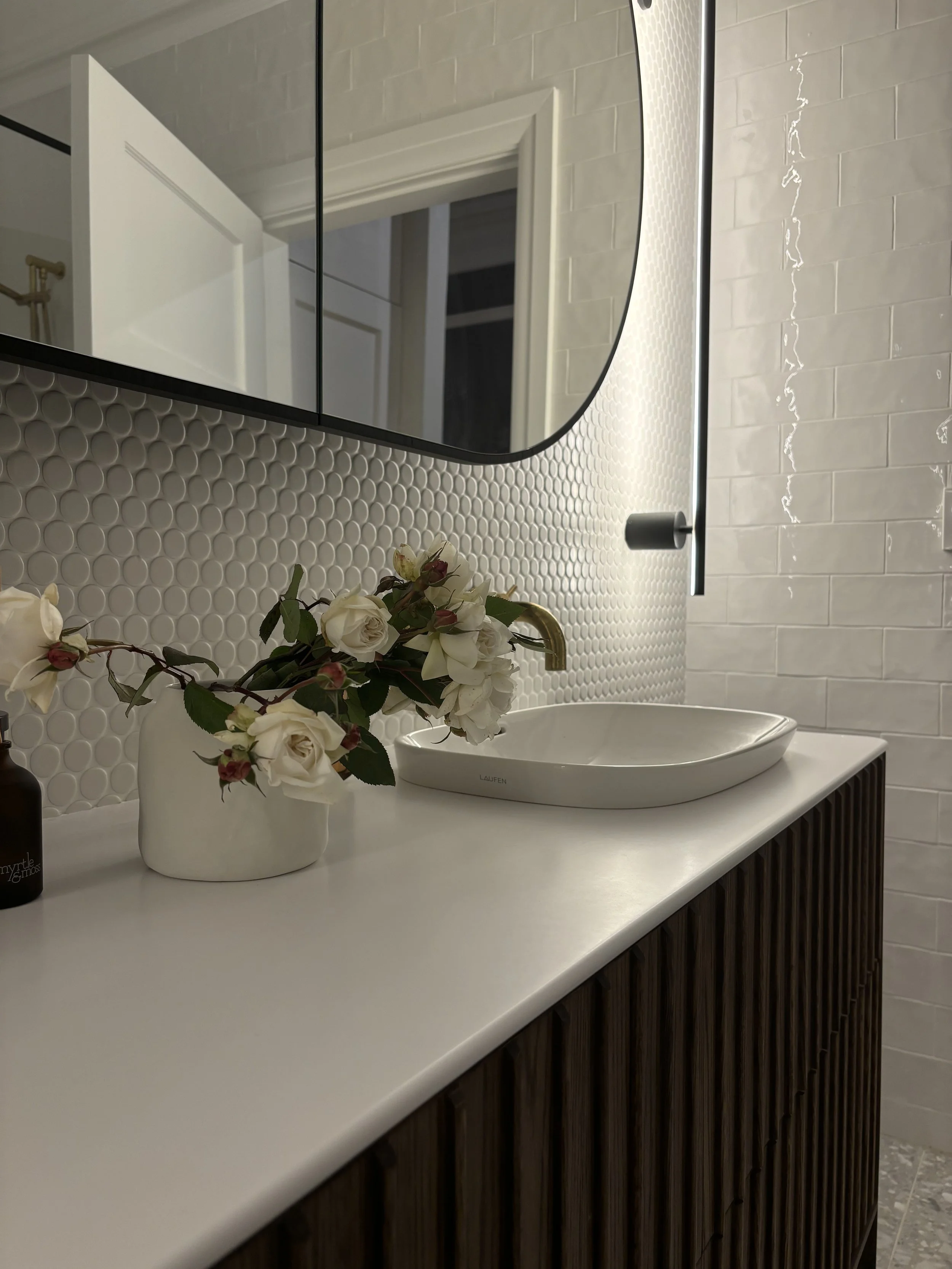 Roseville M Bath Down 7.JPG