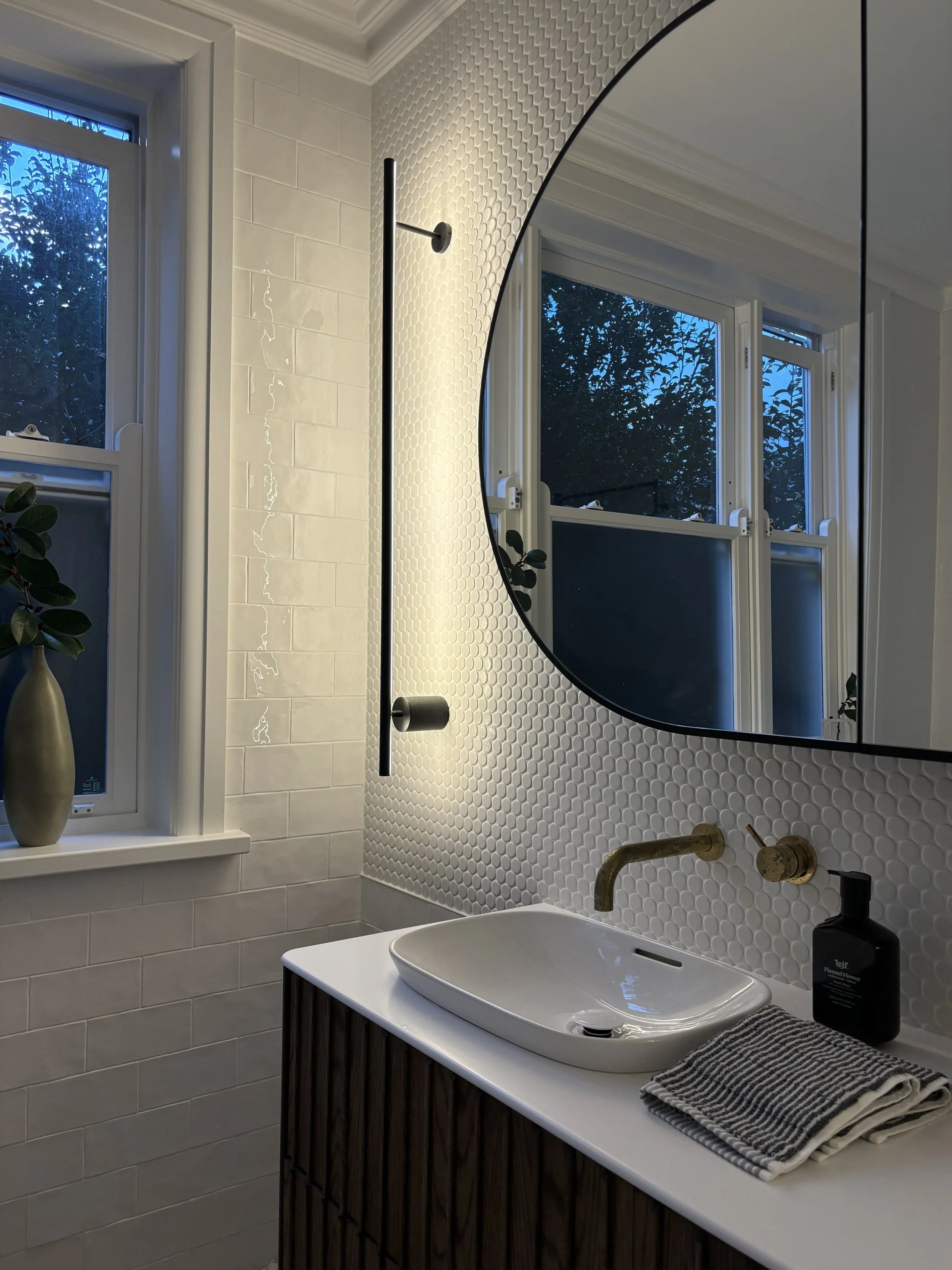 Roseville M Bath Down 5.JPG