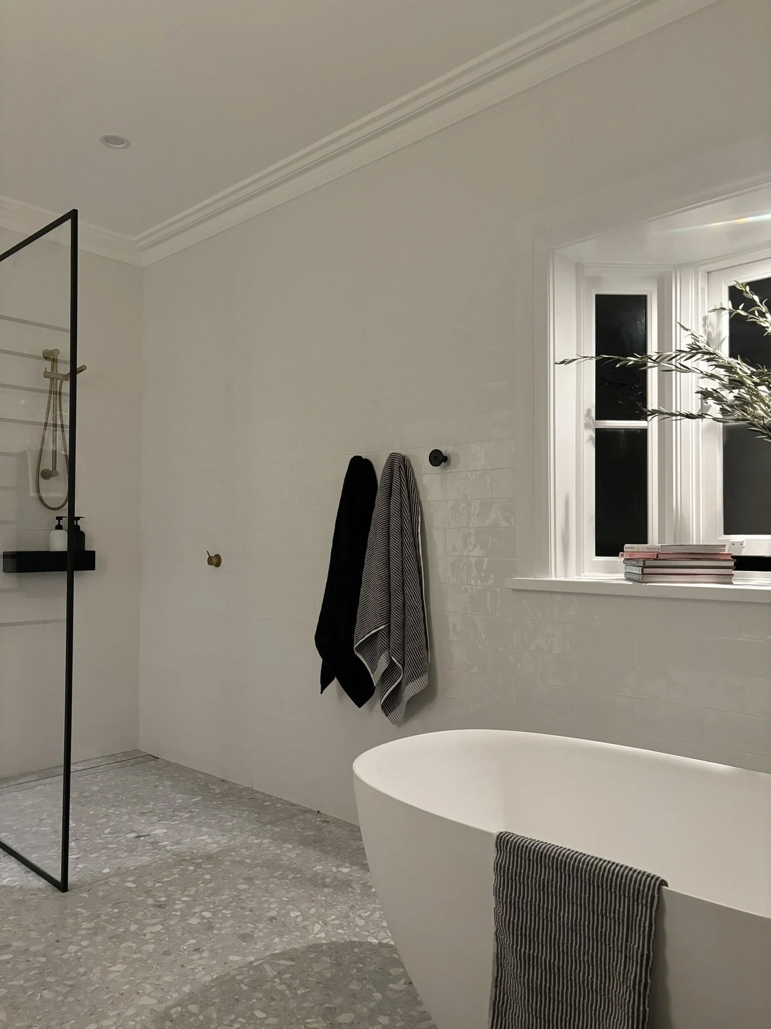 Roseville MBath UP 8.JPEG