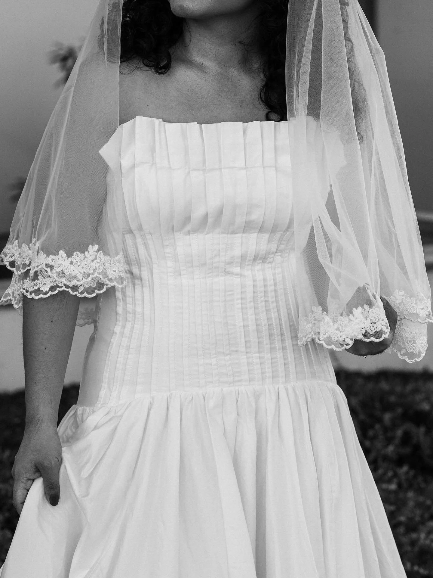 Celia&rsquo;s gown was a true vision &mdash; timeless, romantic, and perfectly her. 🤍 

Photographer:&nbsp;@jasminsphotogalleries  Content Creator: @unposedpoppies 
Dress: @_aje_