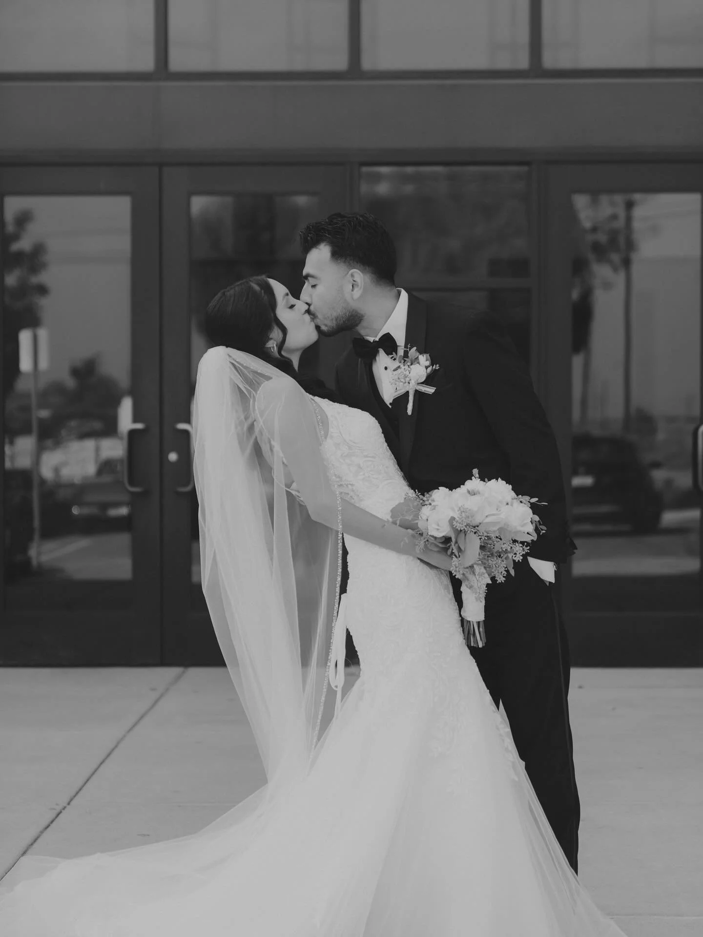 Classic. Intimate. Forever.
Alejandra &amp; Steven &mdash; 9.27.25

Coordination | @vowsandvisionscoordination 
Venue | @rancholas
Mariachi | @mariachicorazondemitierra
Make up | @monartmakeup.steph
Dj/photobooth | @grandeventsentertainment
Desserts 