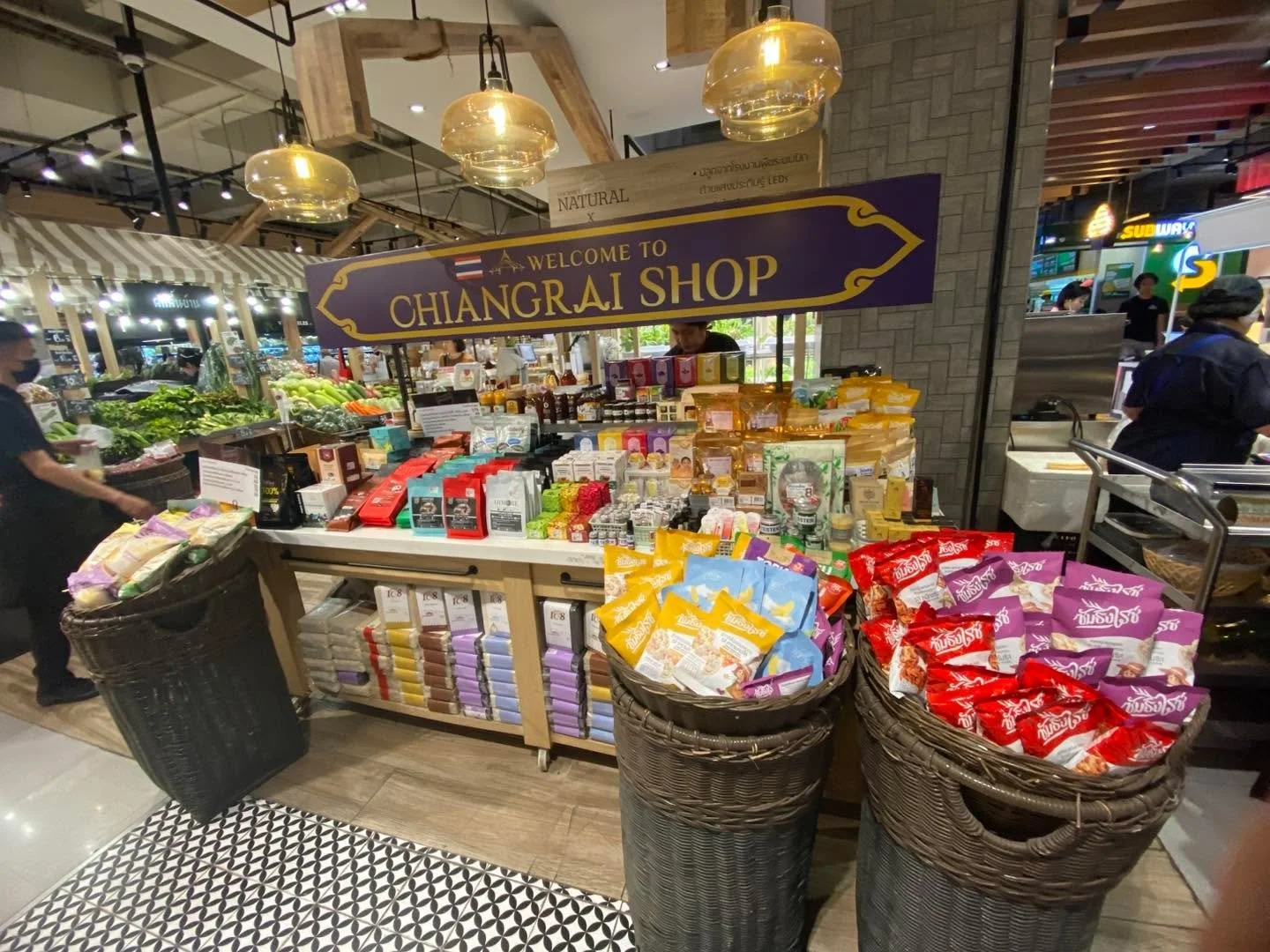 ตามหา Apiromflowertea กันได้ใน booth welcome to chiang rai Gourmet Market Thailand @Themallngamwongwan 
1-30 March2025
Cashier4 แวะหากันเยอะๆนะค่ะ

#apiromflowertea  #apiromflowerteabyingchanfarm
#longevitytea 
#wellnessdrink  #WellnessDrink