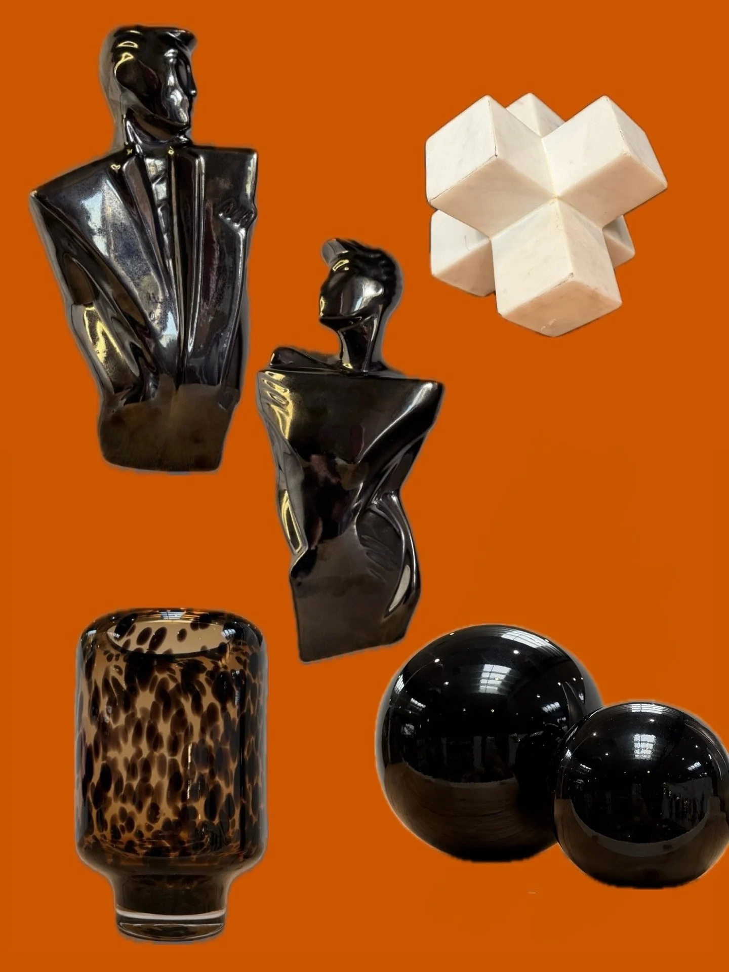 New arrivals, bold forms.
Modernist silhouettes, smoky glass, and sculptural shapes. Now available in the shop.

#VintageDesign #MidcenturyModern #DecorInspo #VintageFinds #ModernistStyle #InteriorDetails #ShopVintage #OneGoodEye