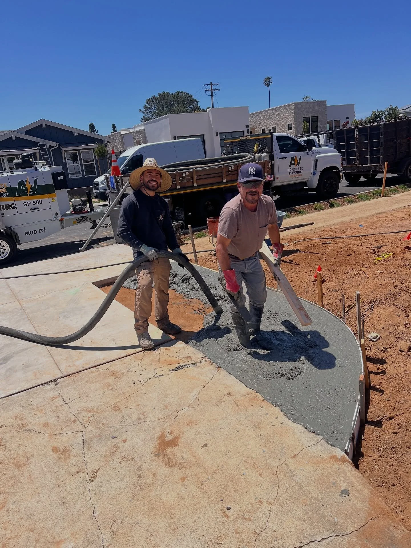 Plumber fixed the flow. We sealed the deal. 💧➡️🧱

Same day job repair for plumber that installed a new sewer line for homeowner #avconcrete #avconcretepumping #concreterepair #concretecontractor #sandiegoconcretecontractor #sandiegoconcrete