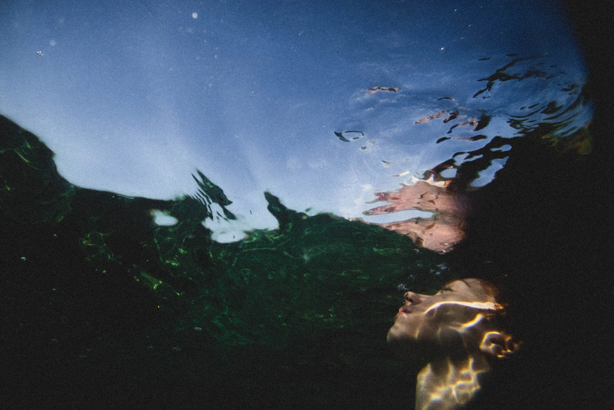 annika_underwater_rousounelos_10.jpg