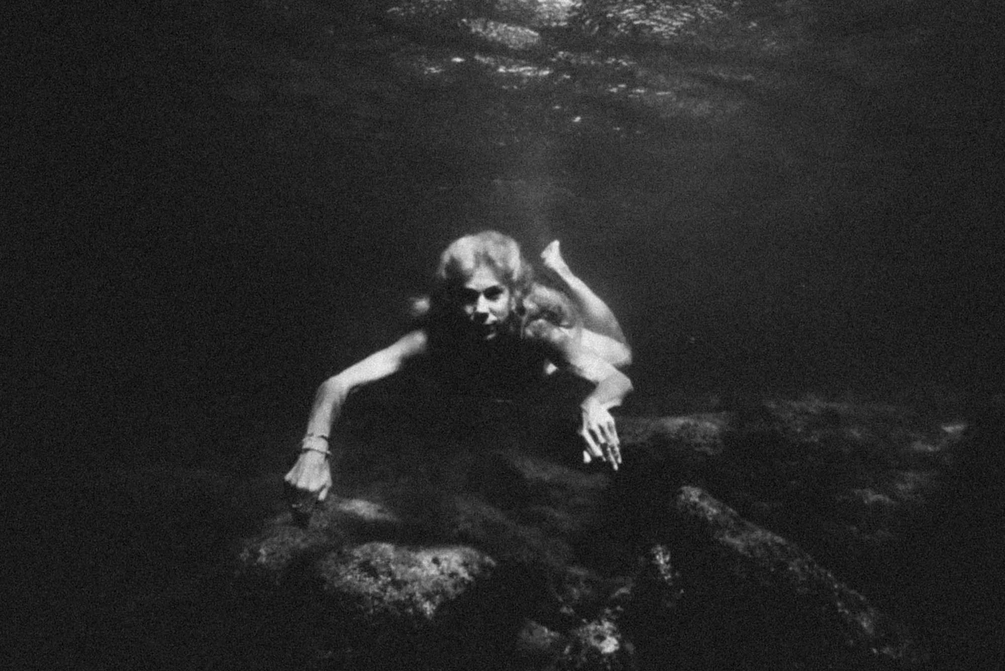 alikaki_underwater_rousounelos_07.jpg