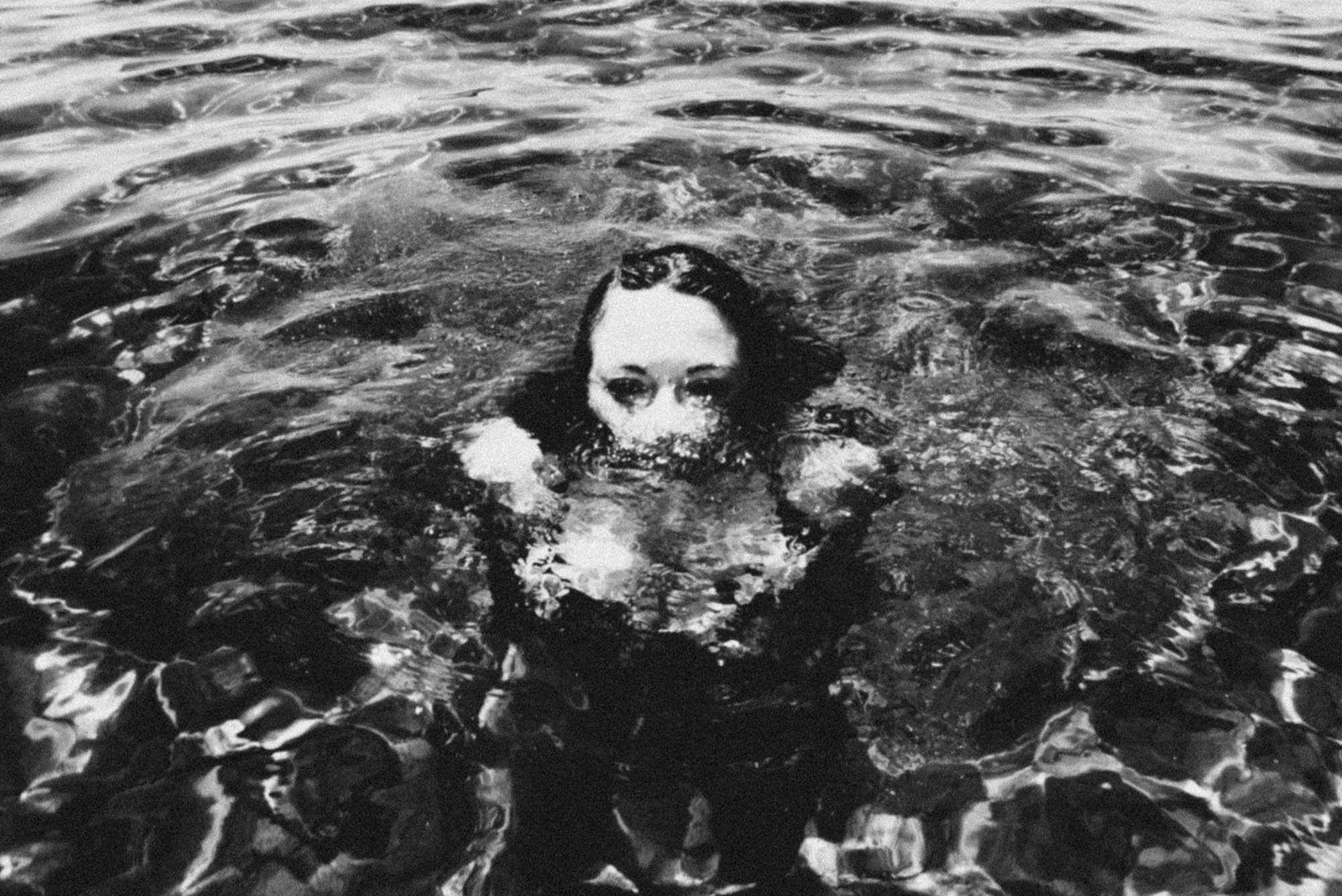paradox underwater - yannis rousounelos -30.jpg