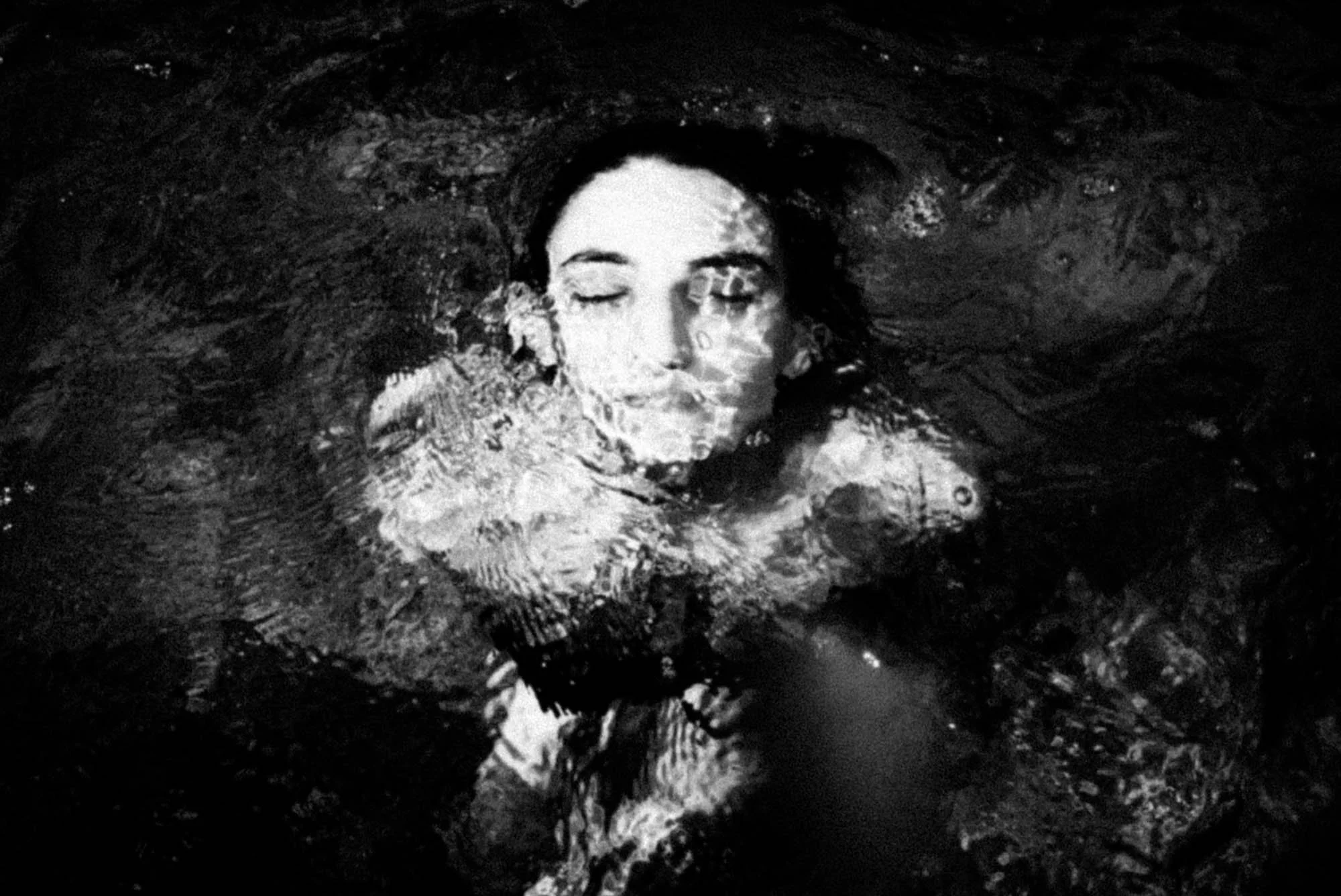 encounters underwater_rousounelos_09.jpg