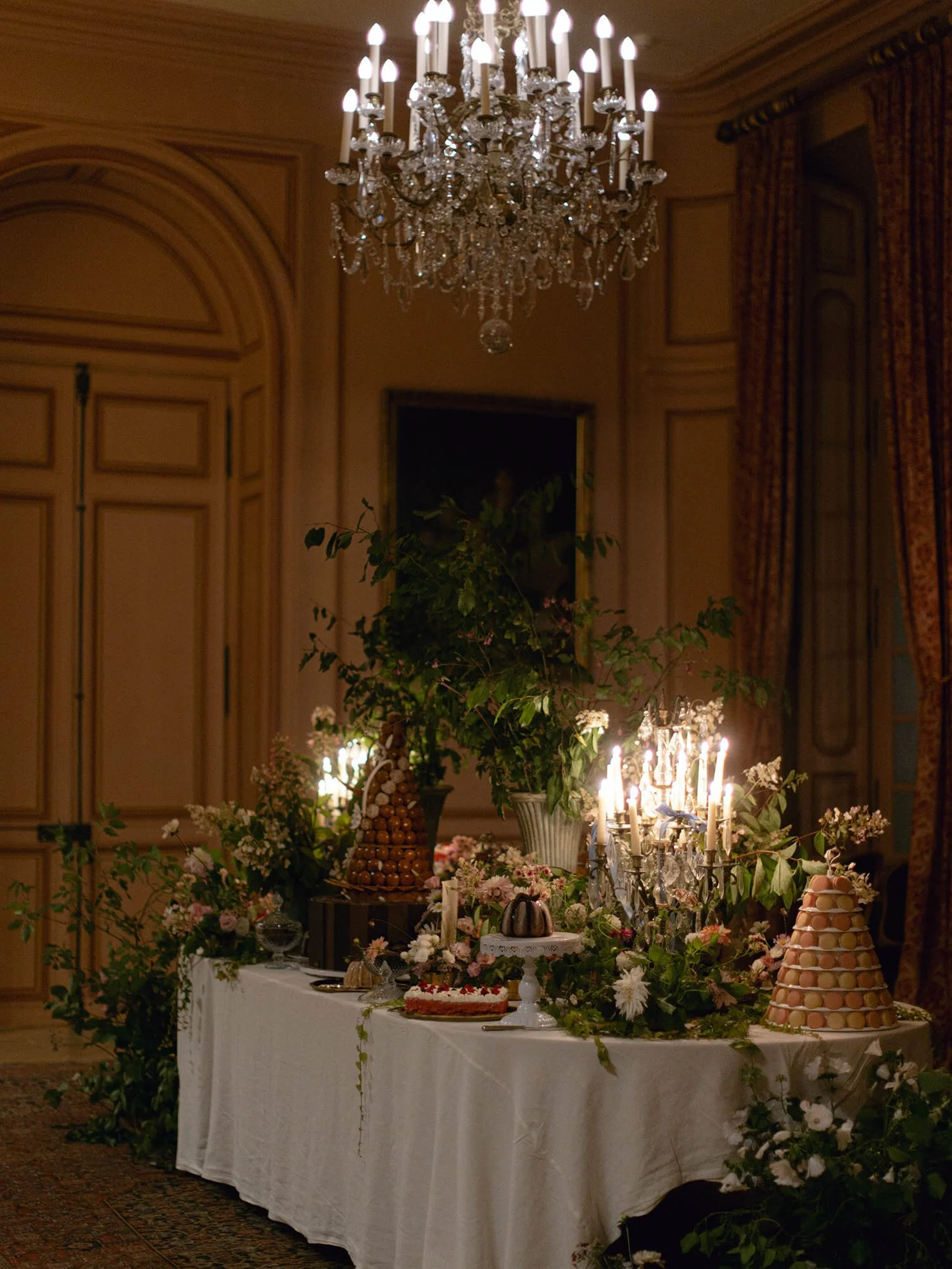 chateaudugrandluce-party-hollyclarkphotography-h-428.jpg