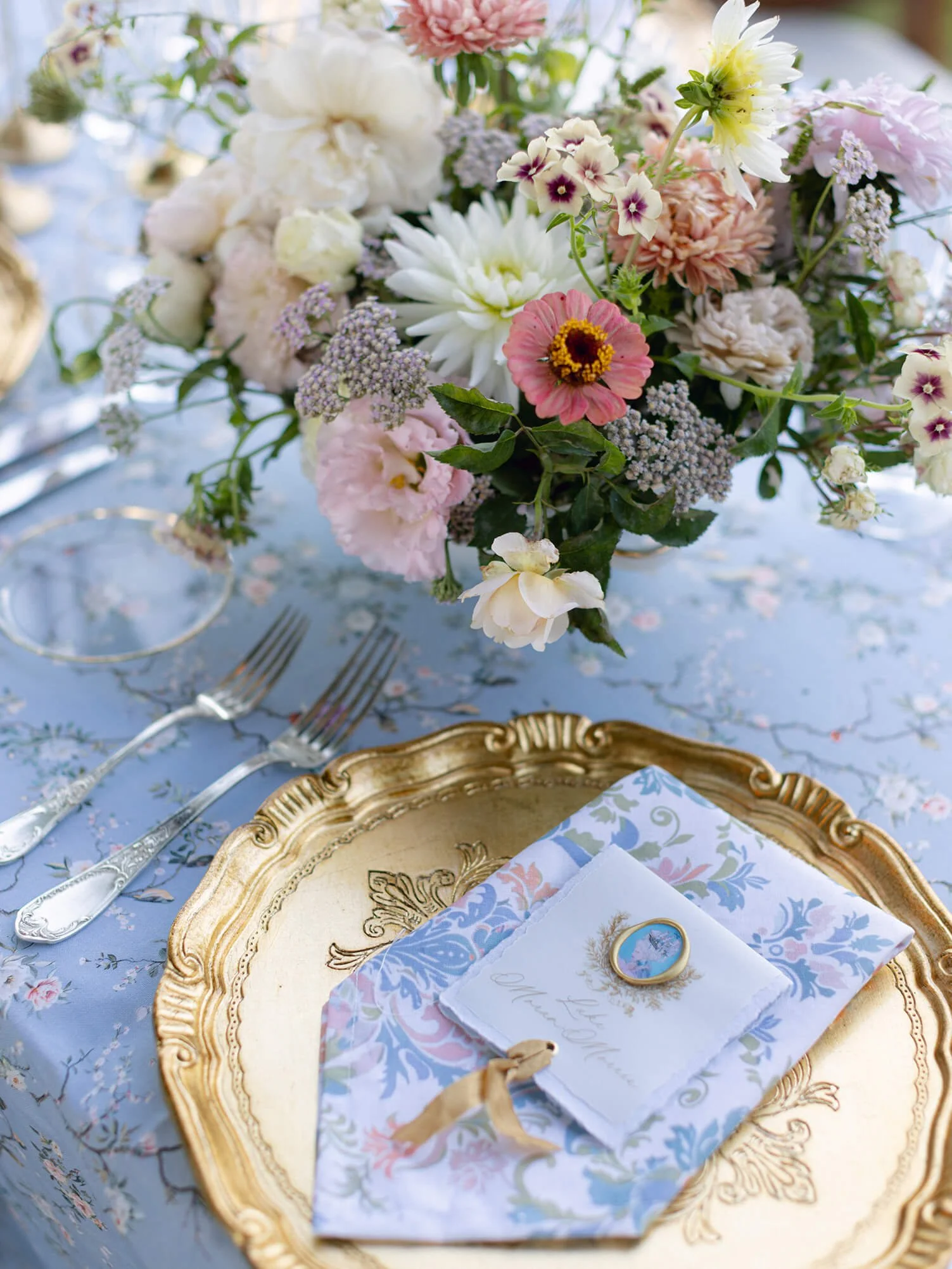 chateaudugrandluce-party-hollyclarkphotography-h-307.jpg