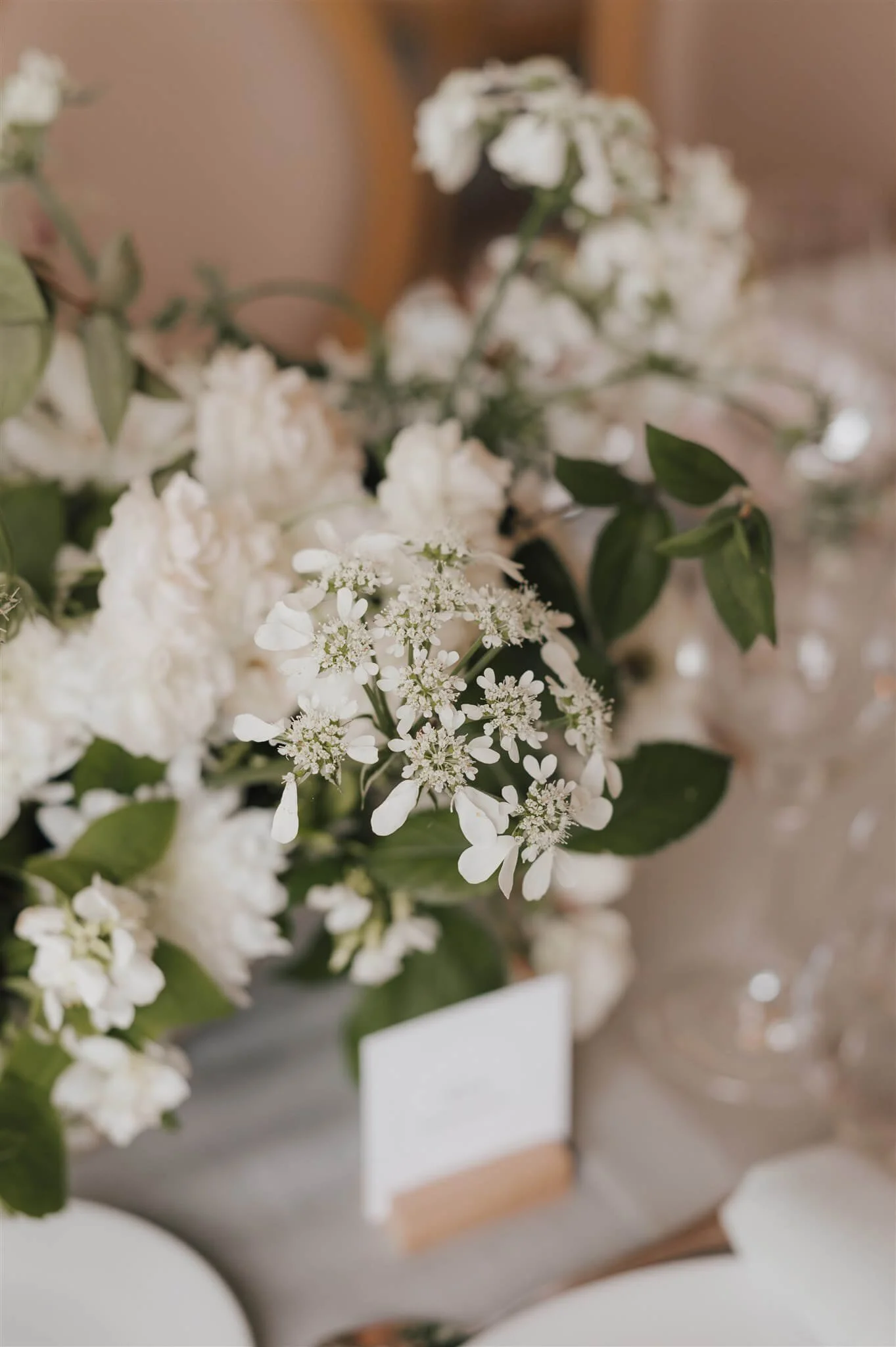 sustainable-chateau-wedding-flowers-france.jpg