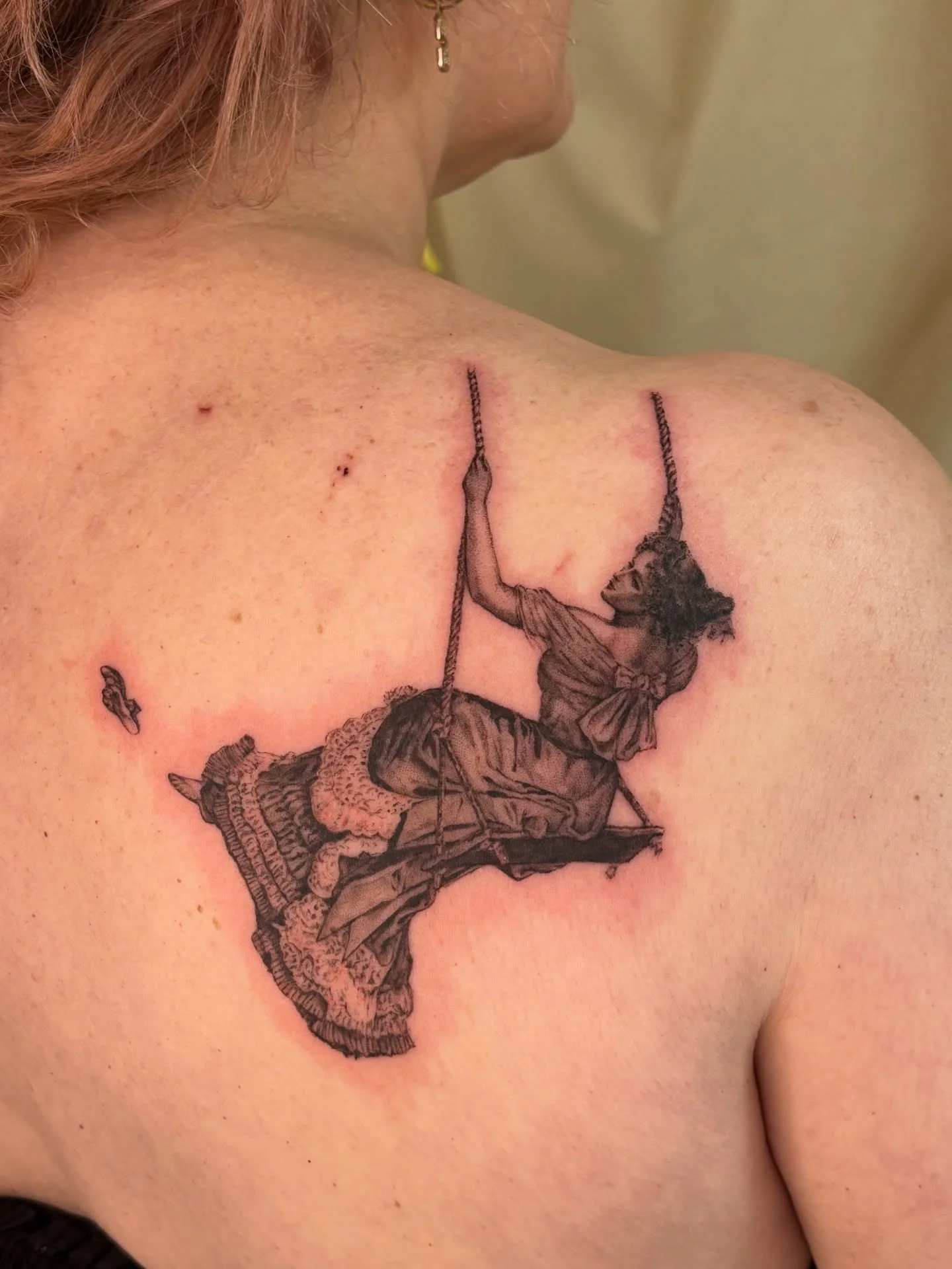 ✨a sort of cinderella moment✨
i had the absolute best time designing this piece and scouring old fashion magazine archives for referencing components of this dress! 
we went with a slightly textured style in some places as an homage to classical sket