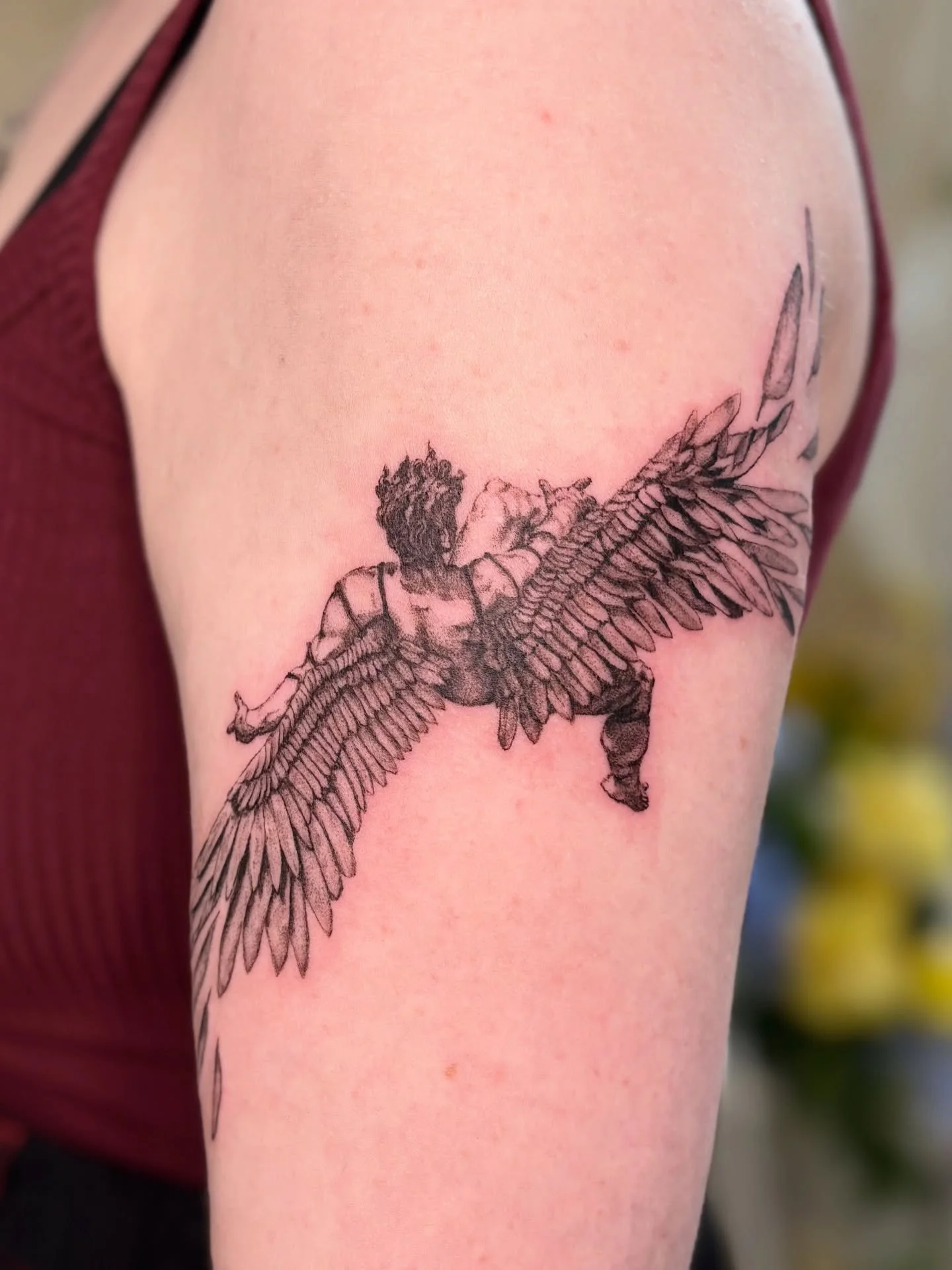 her first tattoo!! thank you so much for the trust 🫶

still have some spots for flash available in May, so DM if keen :)

#melbournetattoo #icarustattoo