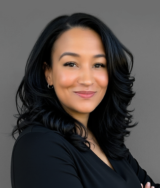 Cassandra Cleare Headshot 2025.png