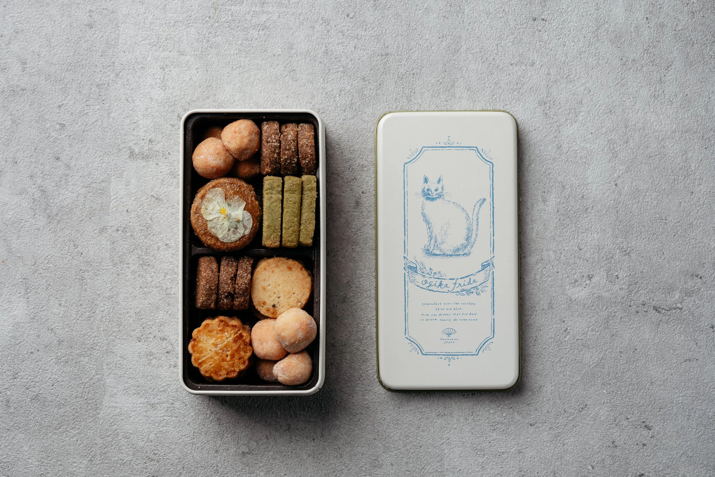 プラントベース＆グルテンフリー　季節のクッキー缶