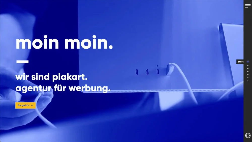Introseite des Screendesigns der Website von plakart. Die Hauptfarbe ist blau.