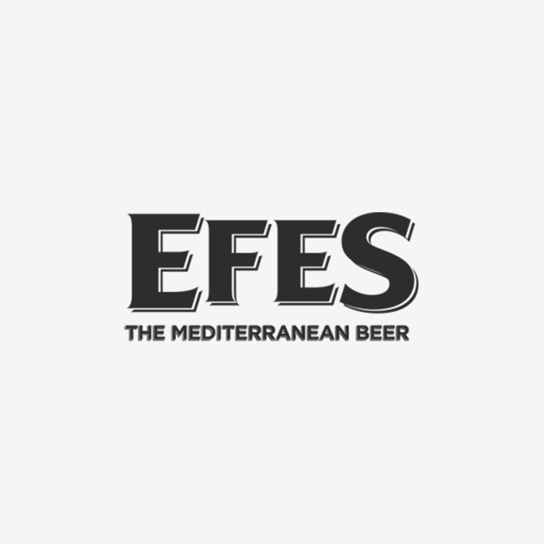 EFES Logo auf hellgrauem Hintergrund.