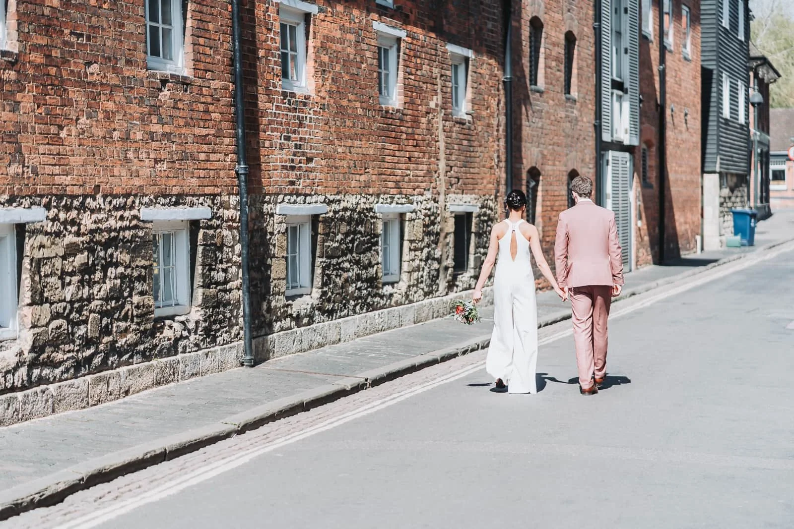 Wedding photography at Oxford Registry Office, an intimate Oxford wedding venue