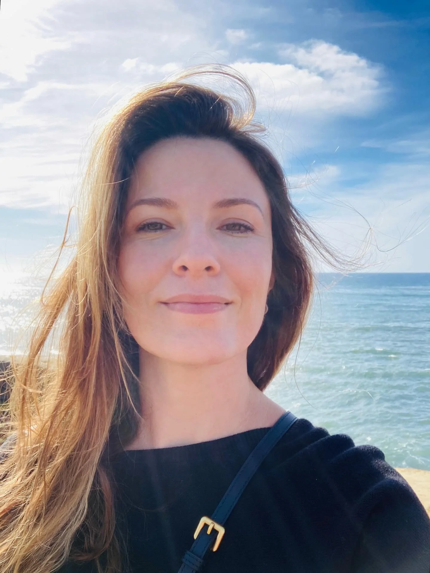 Janna Mattia is a California-based illustrator bringing the natural world to life with watercolor, pencil, and a touch of nostalgia. From whimsical animals to storybook-worthy scenes, her work blends classic charm with fresh creativity. 

She&rsquo;s