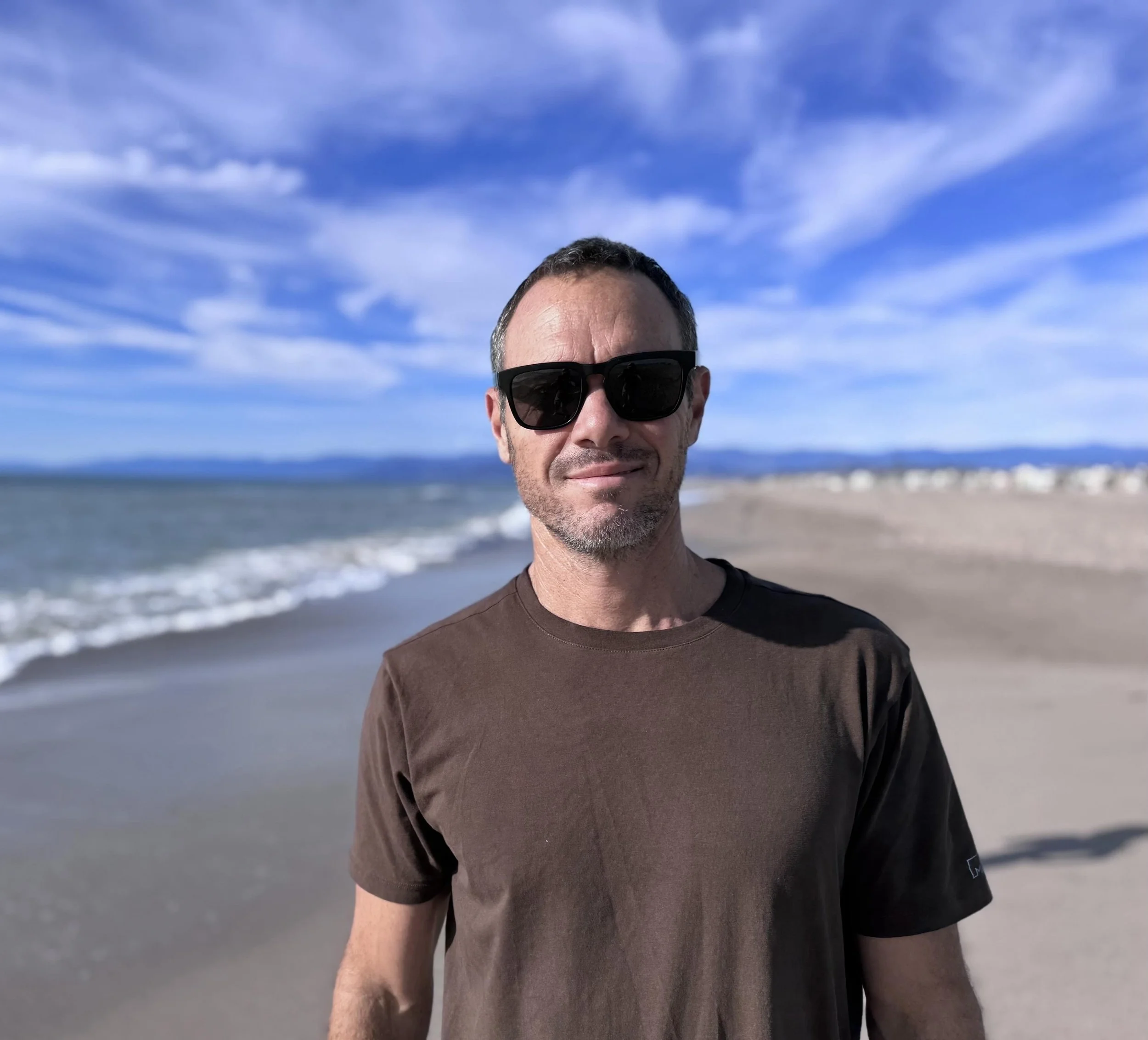 Meet Matt Hayward, the artist behind @chovy_art.

A lifelong surfer, fisherman, and ocean lover, Matt channels Southern California coastal culture into bold, colorful works inspired by the marine world. 

Using spray paint, acrylics, and paint pens, 