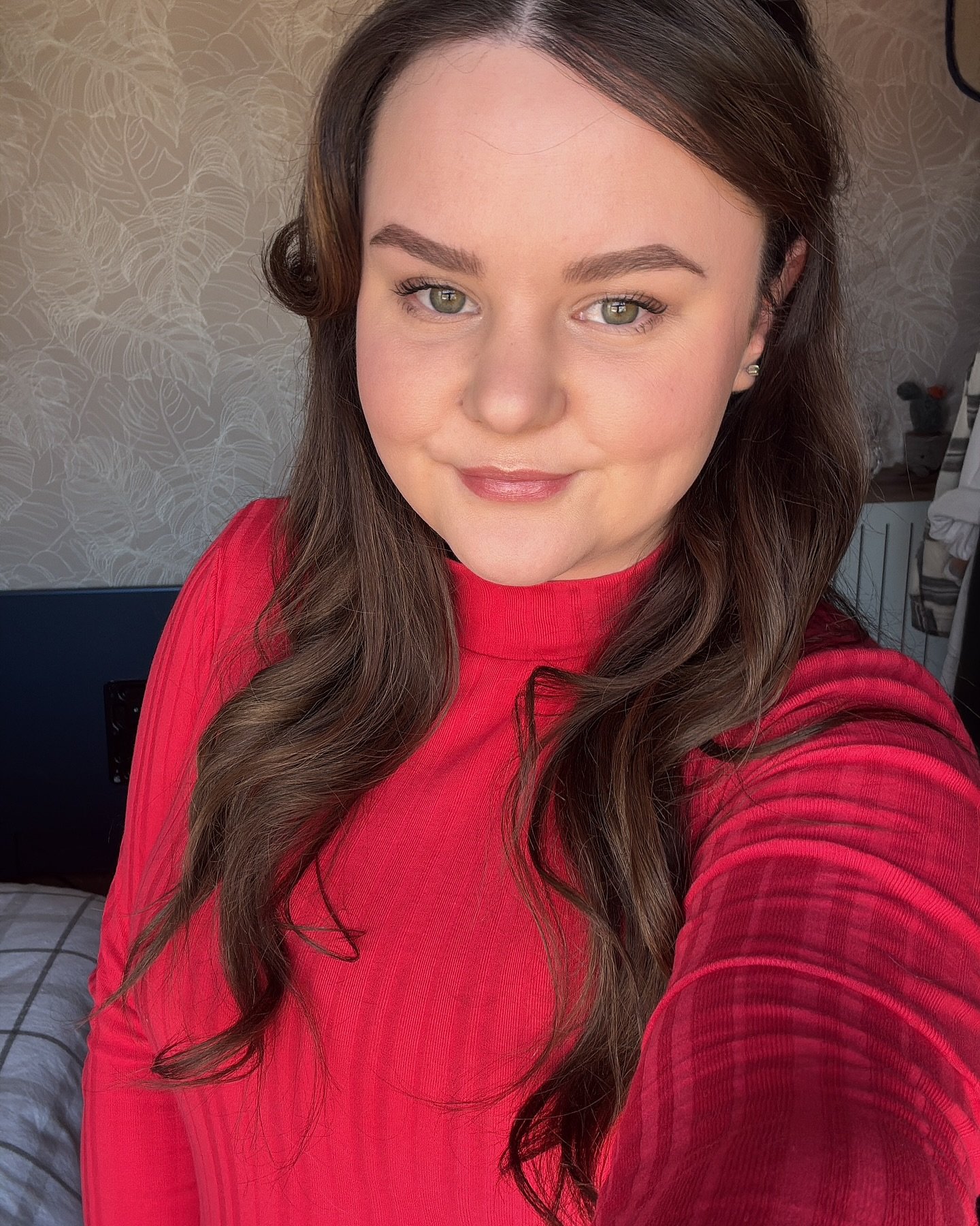 Hi I&rsquo;m Michaela, the face behind AristoCats Sitting. 

Welcome to Aristocats Cat Sitting &ndash; where your feline royalty receives the five-star care they deserve. 🐾👑

We specialize in luxury in-home cat sitting, tailored to pamper your pets