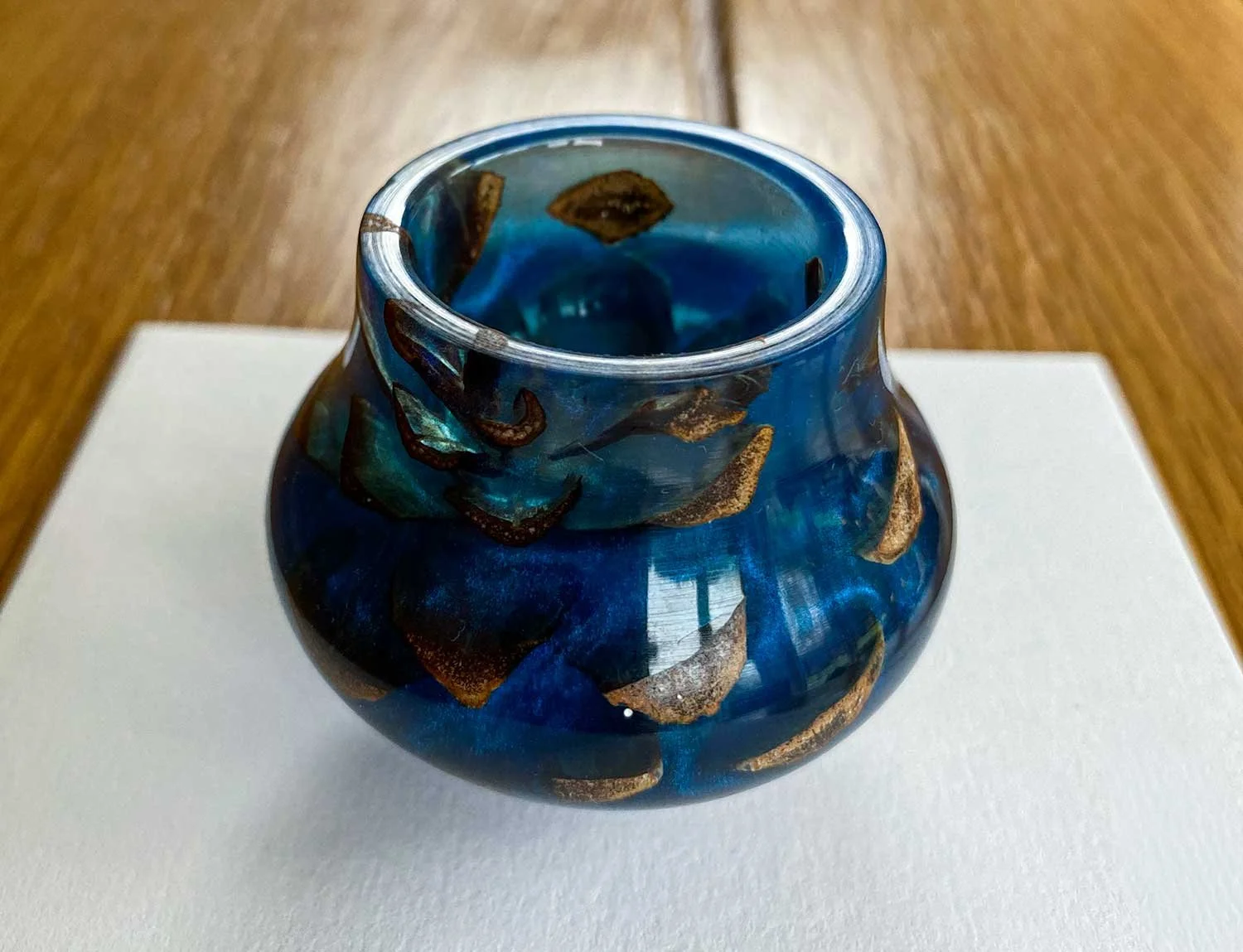 Bowl---turned---resin-and-wood---blue.jpg